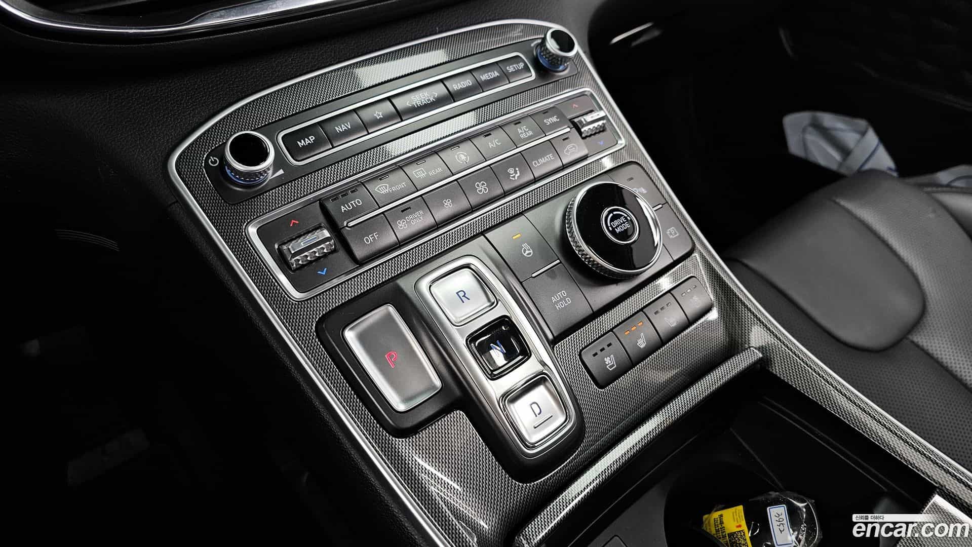 Santafe Hyundai 2022.11-INNER-009