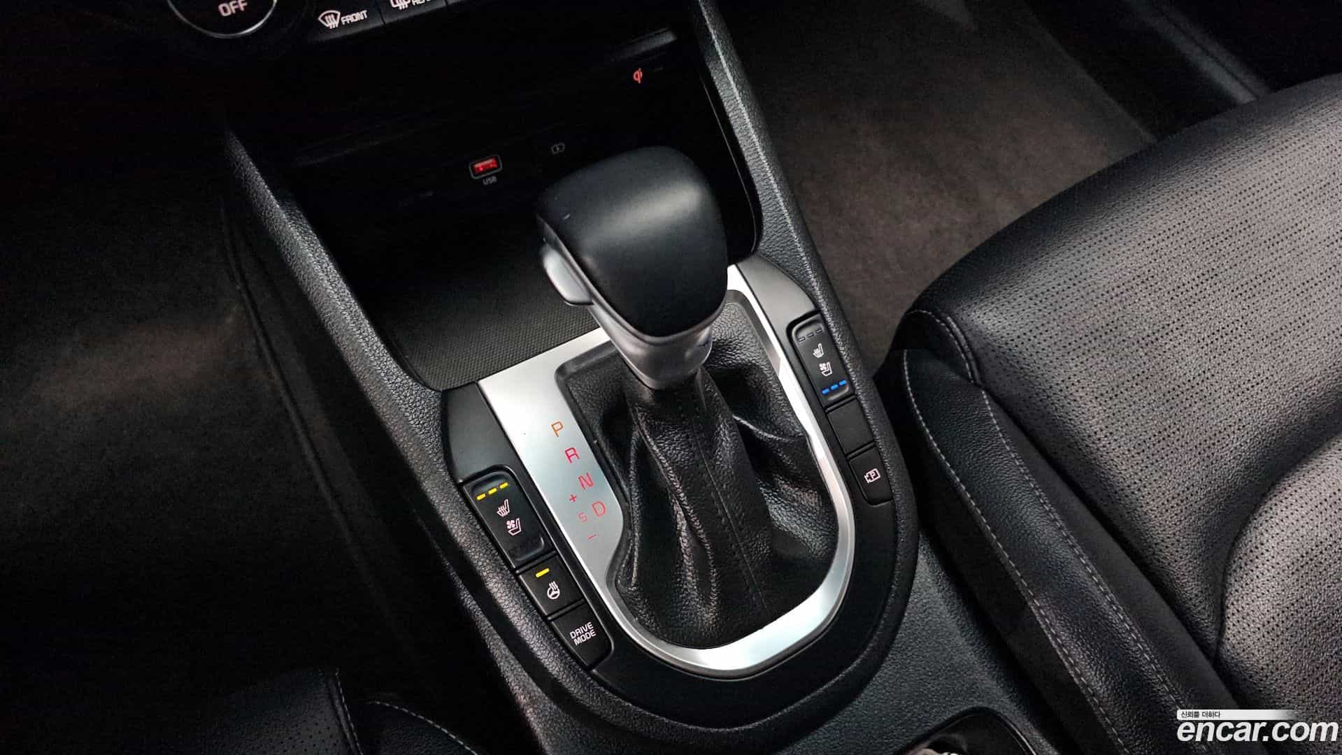 K3 Kia 2022.1-INNER-009