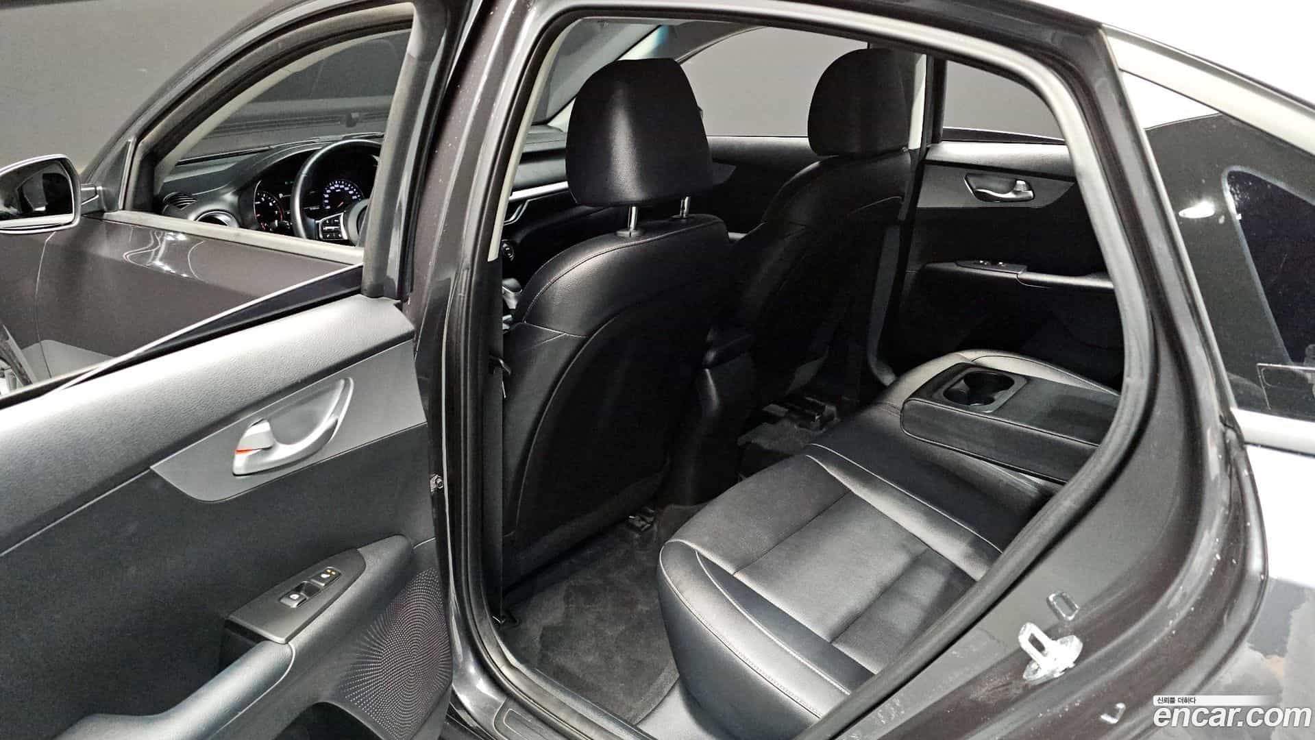 K3 Kia 2022.1-OPTION-015