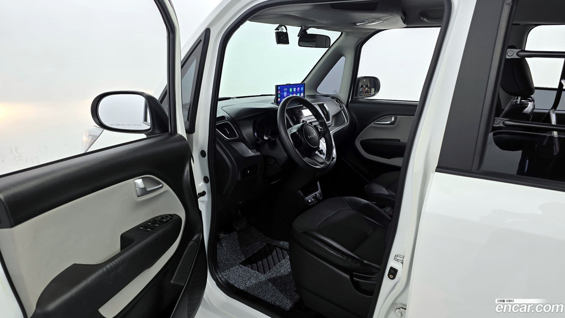 Main__Slider__Photo:RAY Kia 2021.9-9