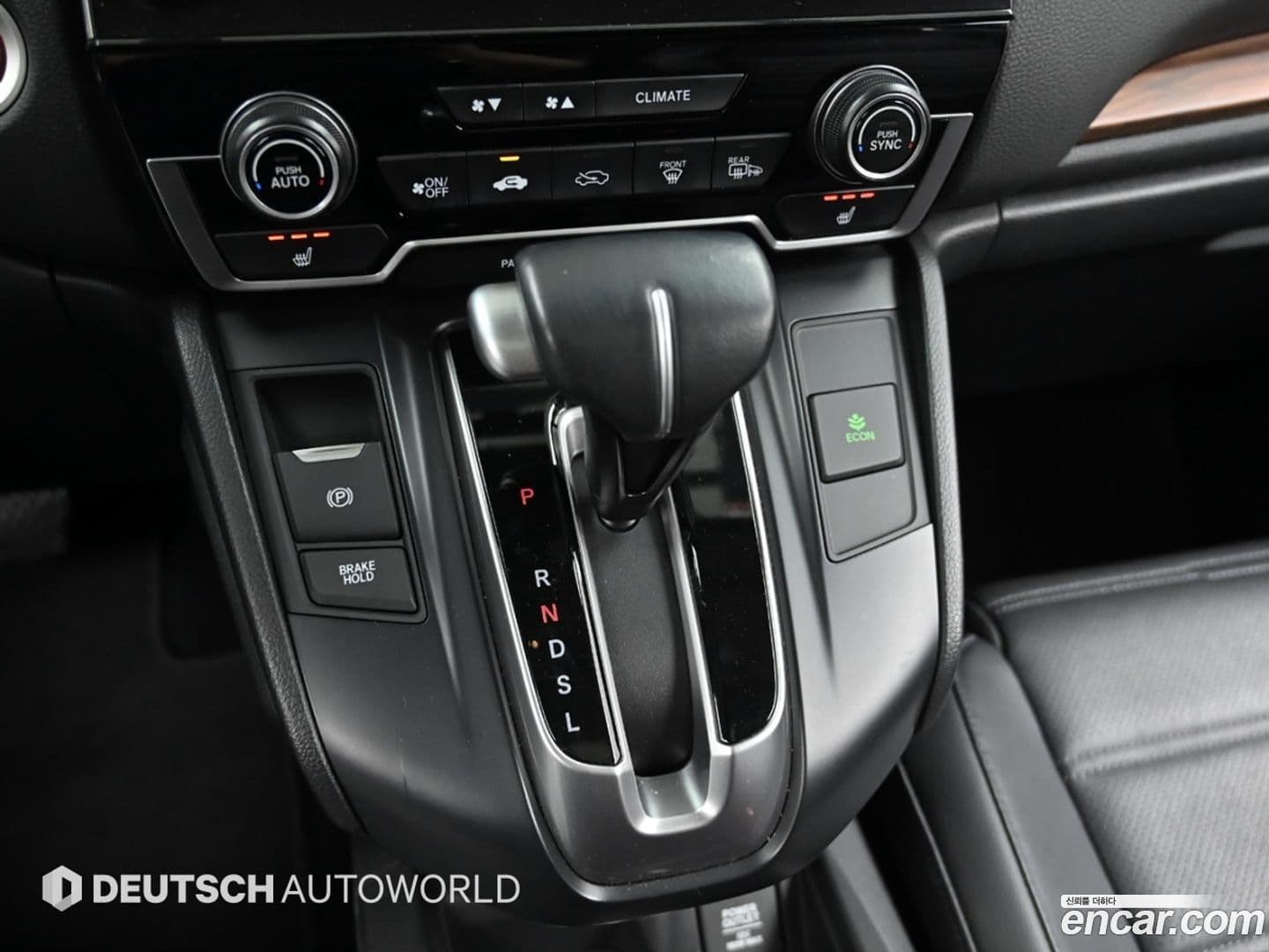 Main__Slider__Photo:CR-V Honda 2019.4-6