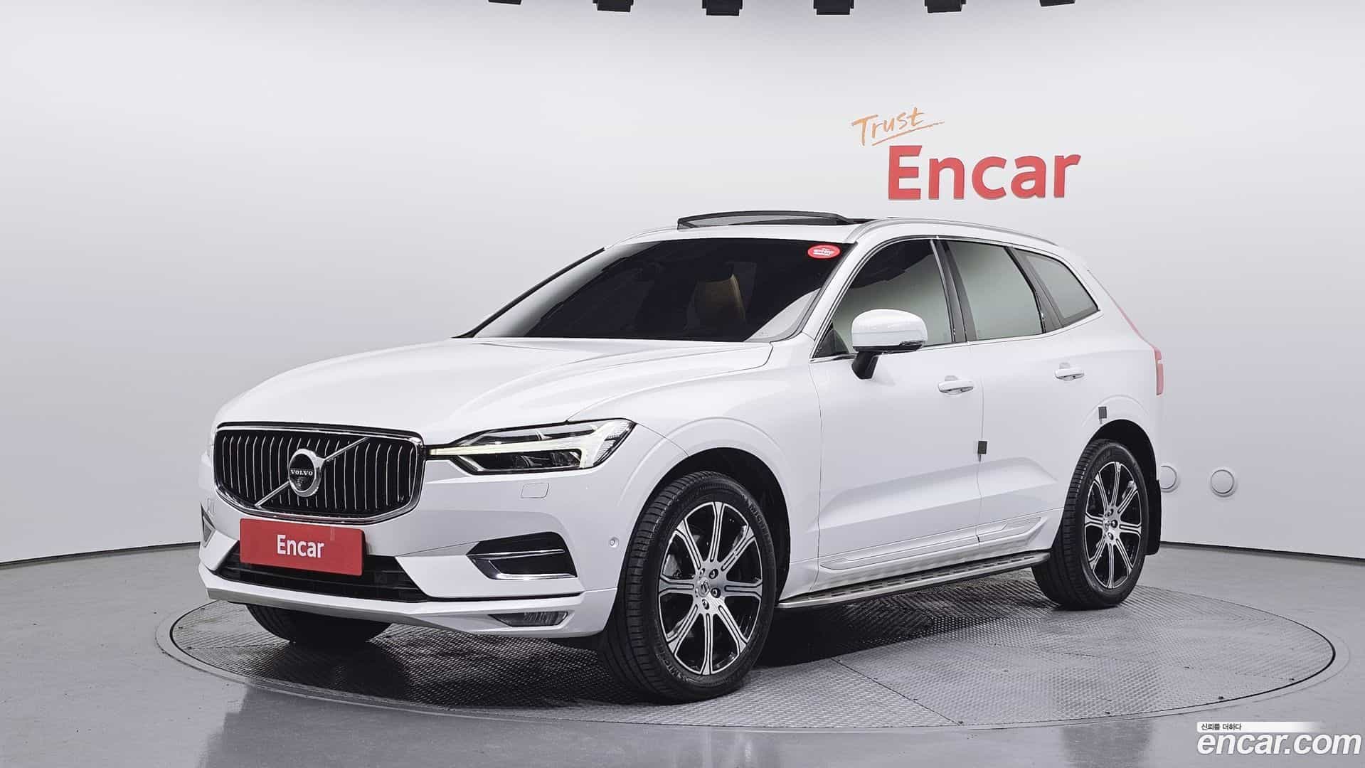XC60 Volvo 2020.5-OUTER-001