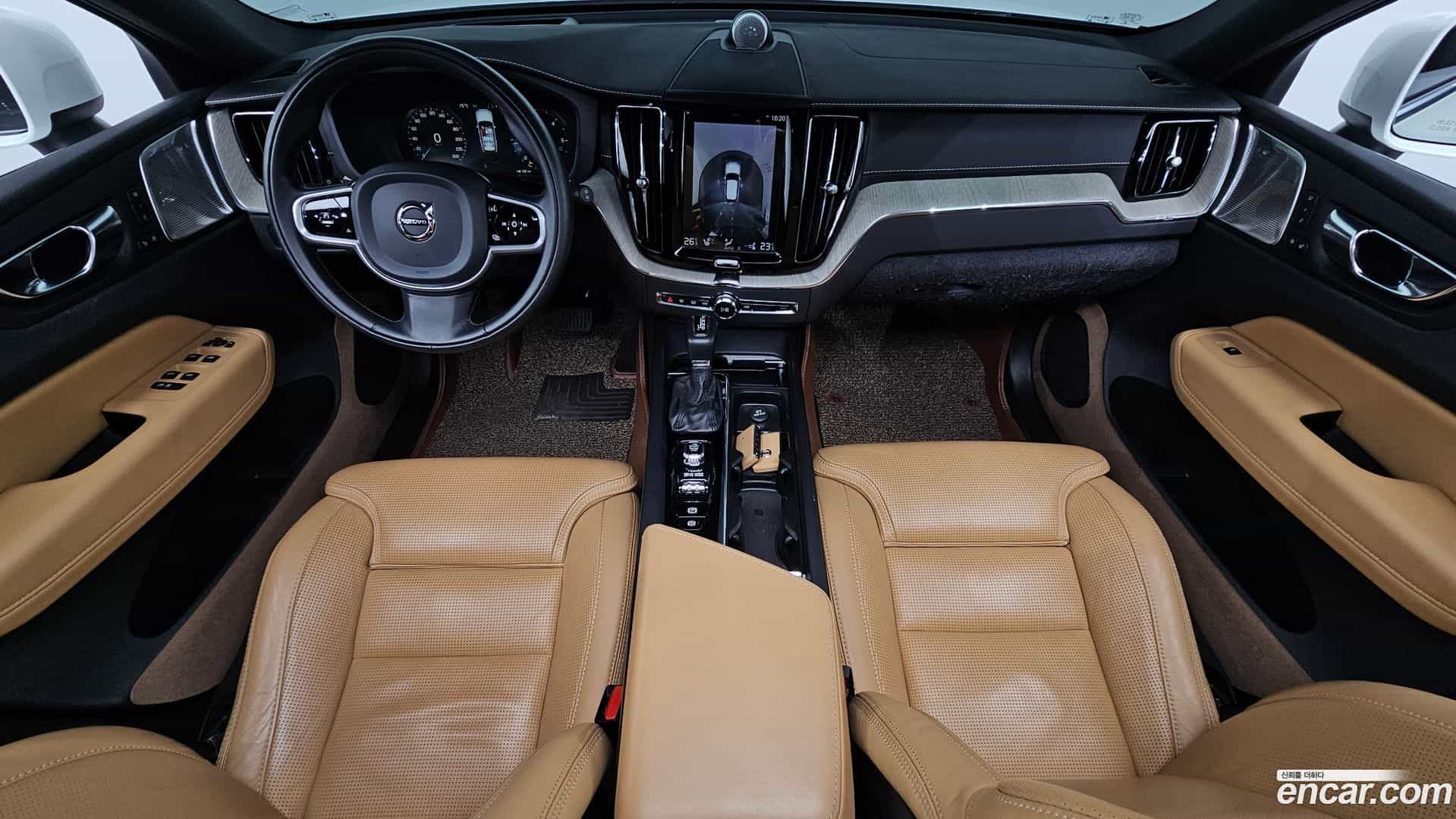 XC60 Volvo 2020.5-INNER-007