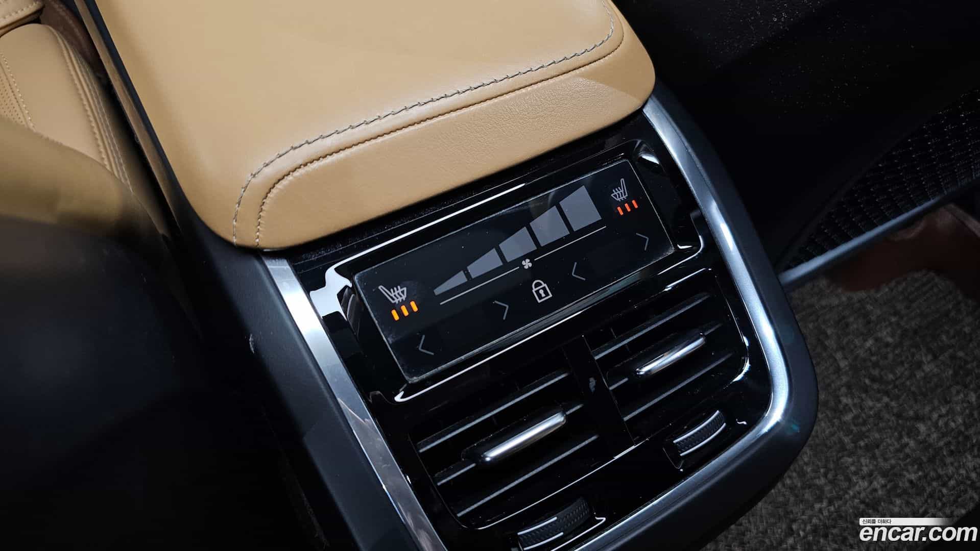 XC60 Volvo 2020.5-OPTION-023