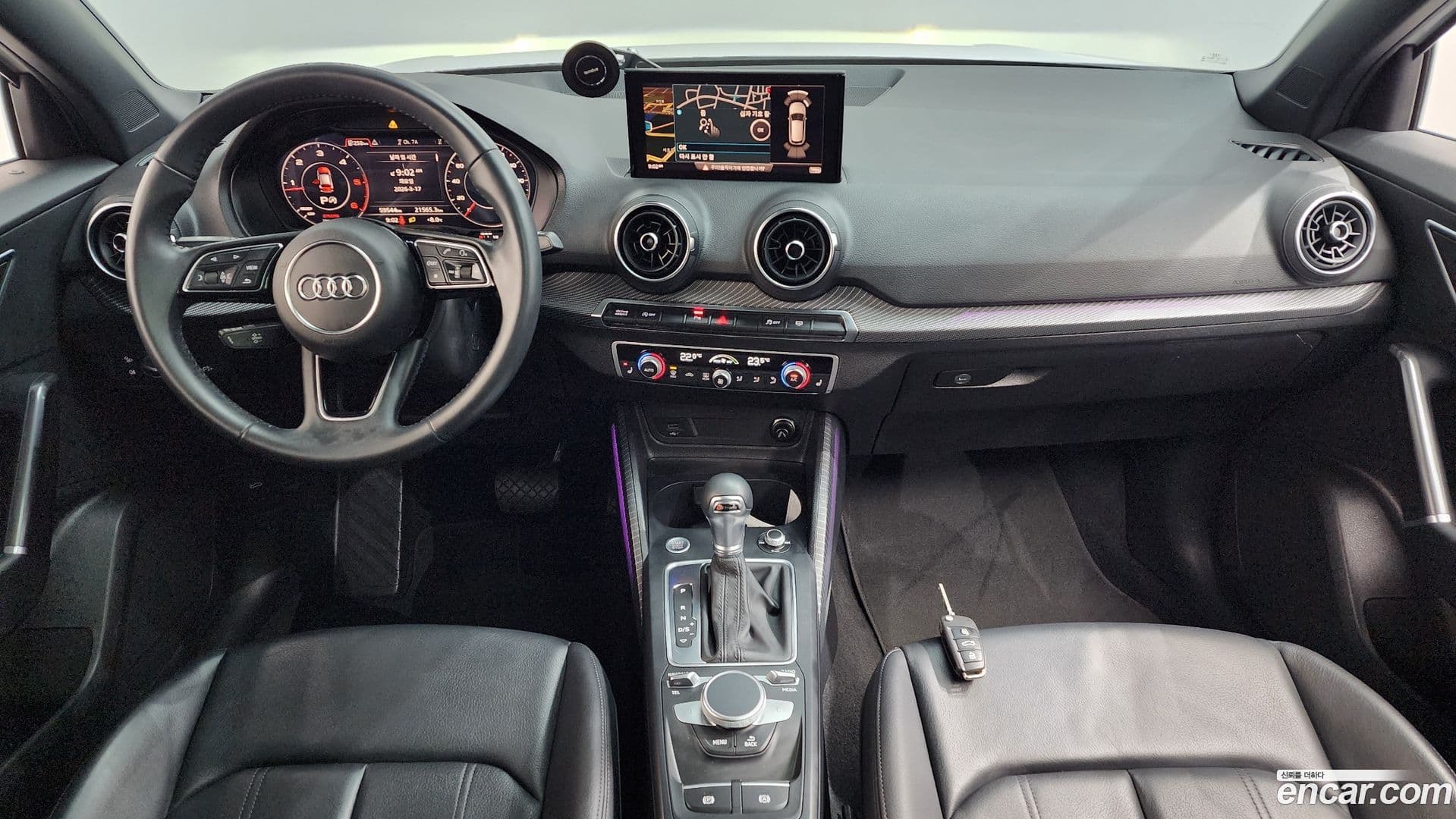 Main__Slider__Photo:Q2 Audi 2020.10-6