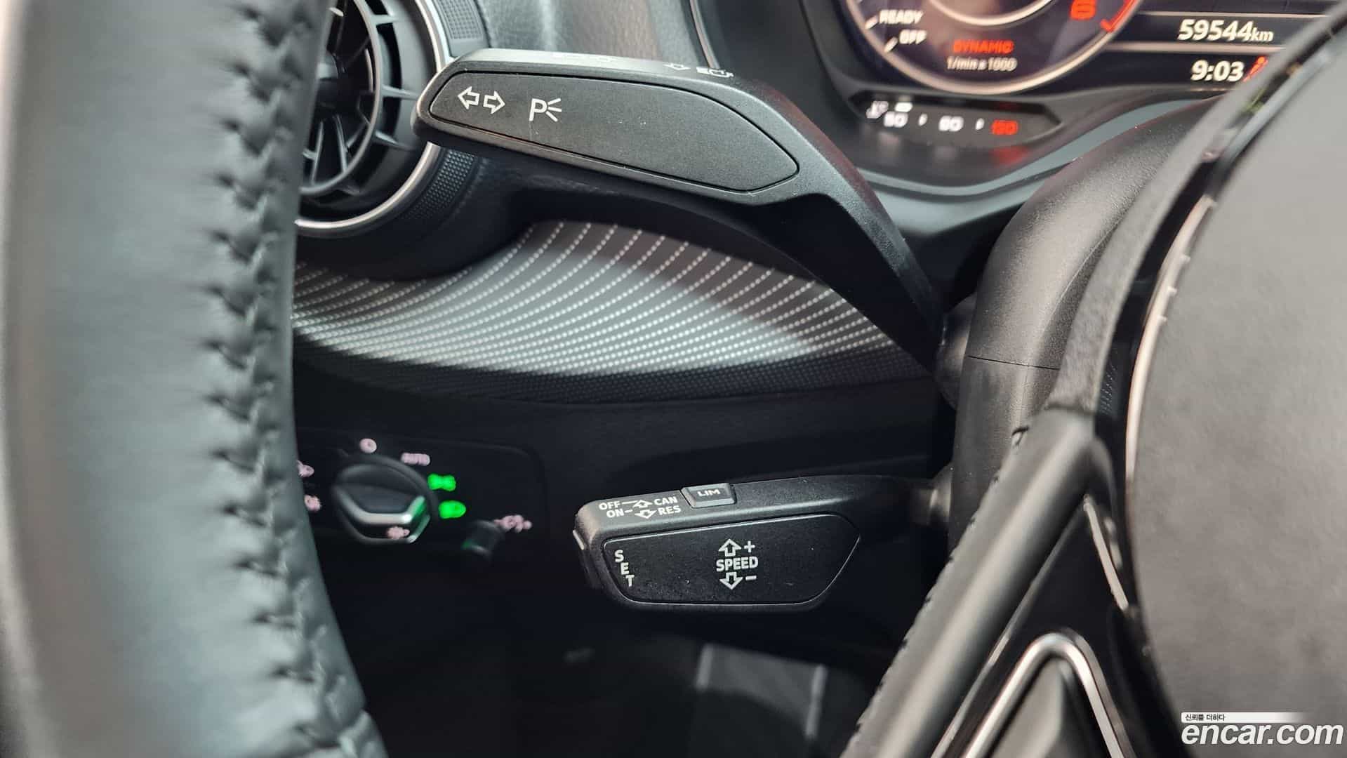 Q2 Audi 2020.10-OPTION-018