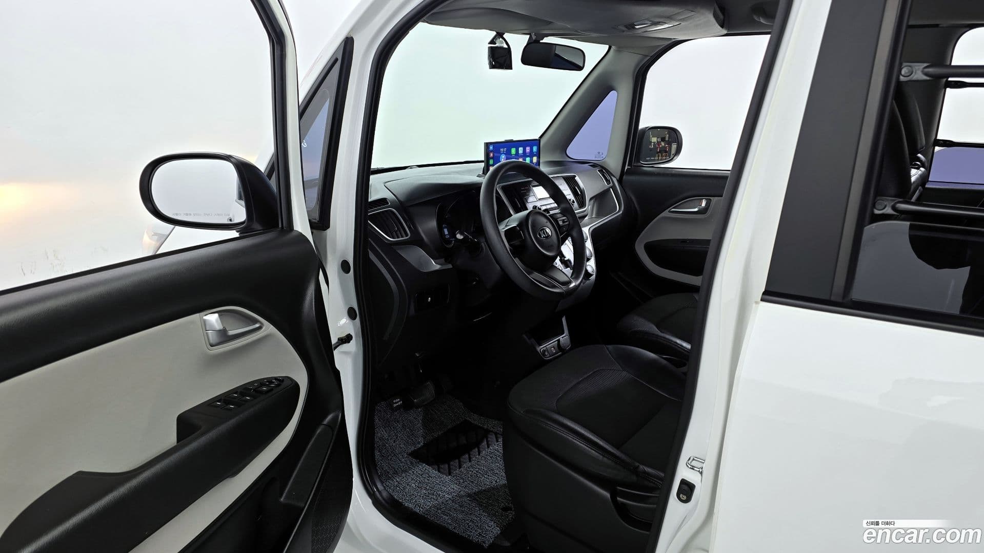 Main__Slider__Photo:RAY Kia 2021.4-9