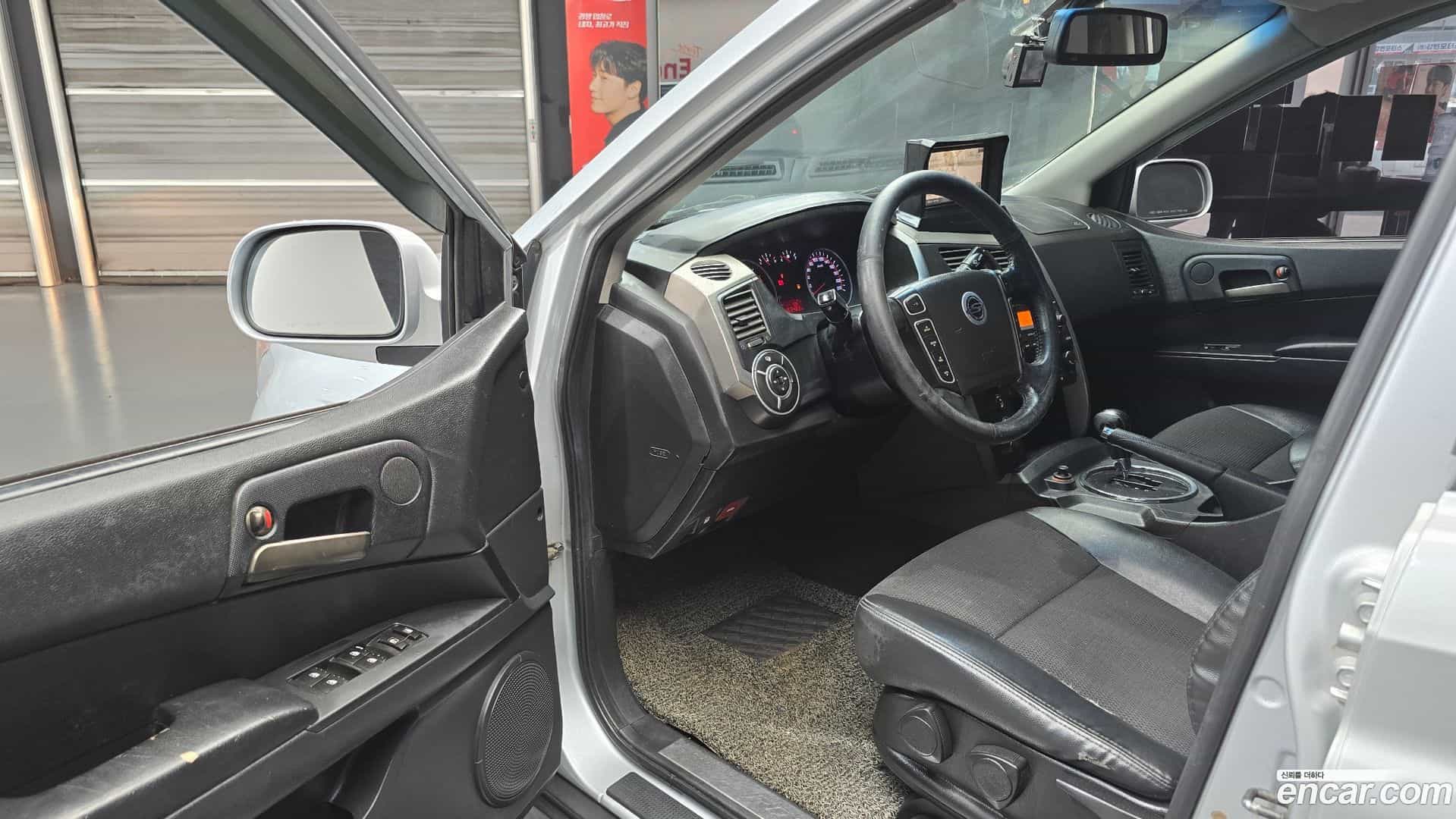 KORANDO KG_Mobility_Ssangyong 2014.0-OPTION-015