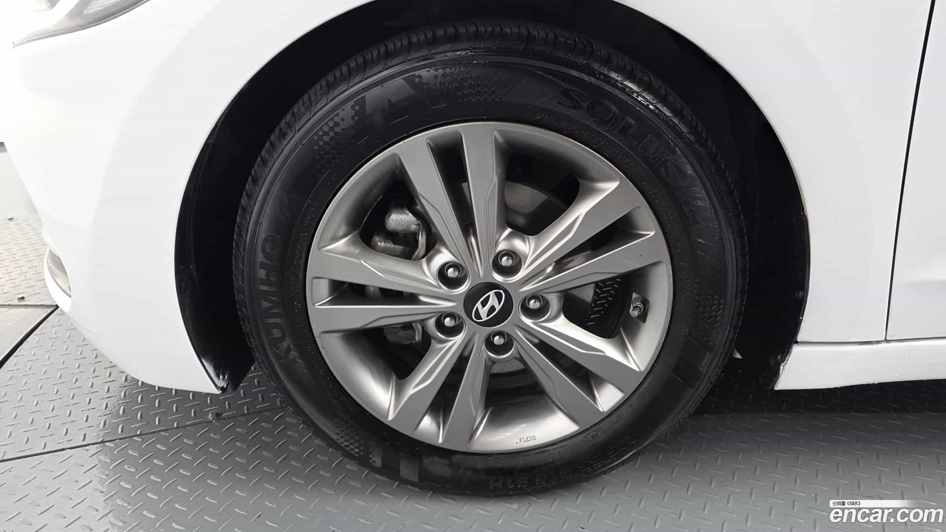 AVANTE Hyundai 2018.3-OUTER-005