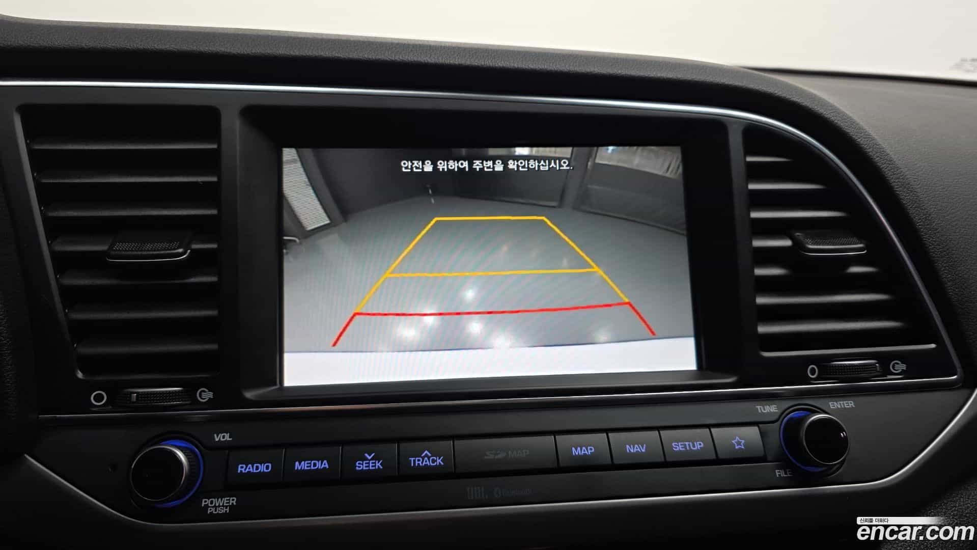 AVANTE Hyundai 2018.3-OPTION-019