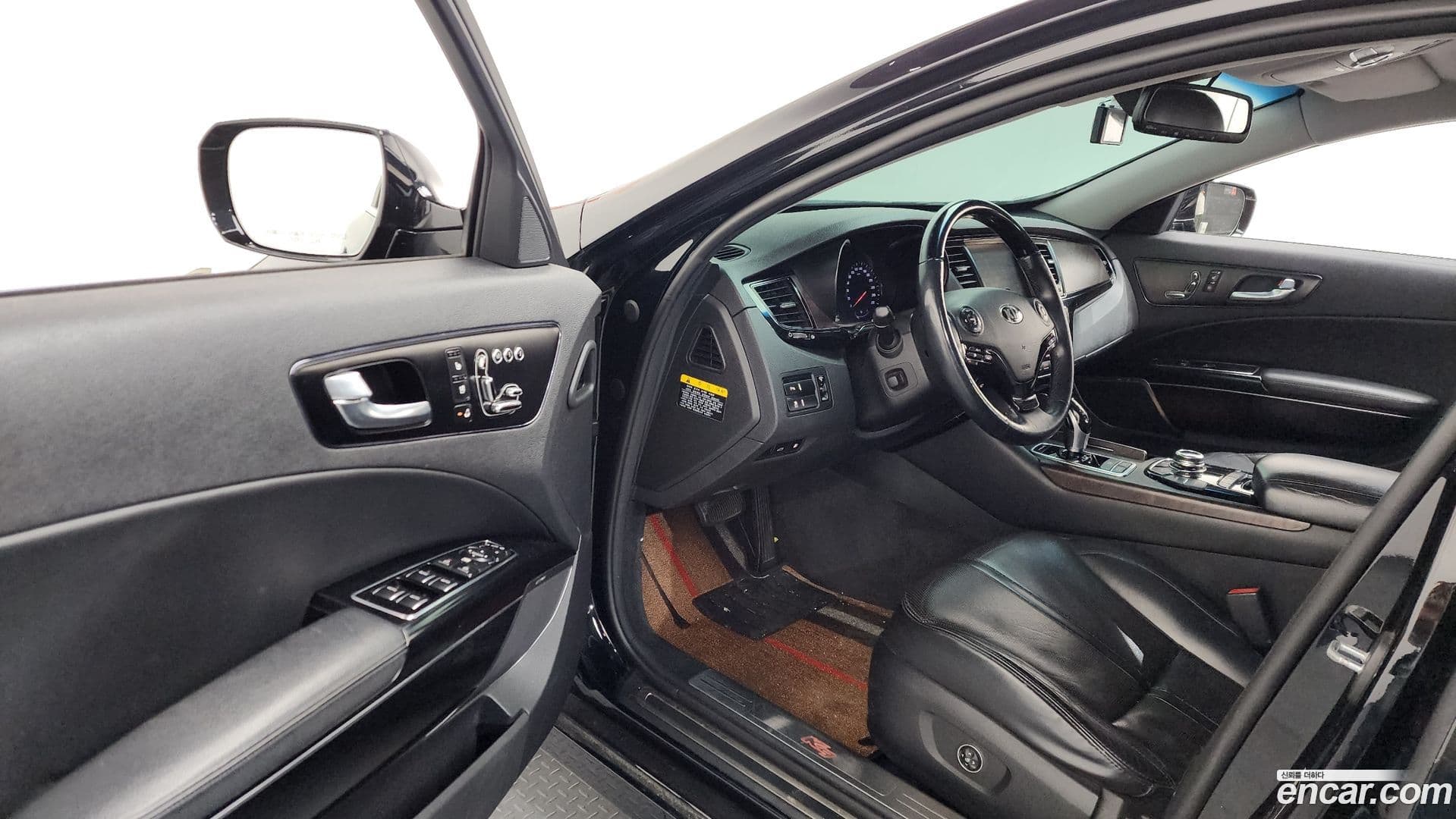 Main__Slider__Photo:K9 Kia 2013.0-9