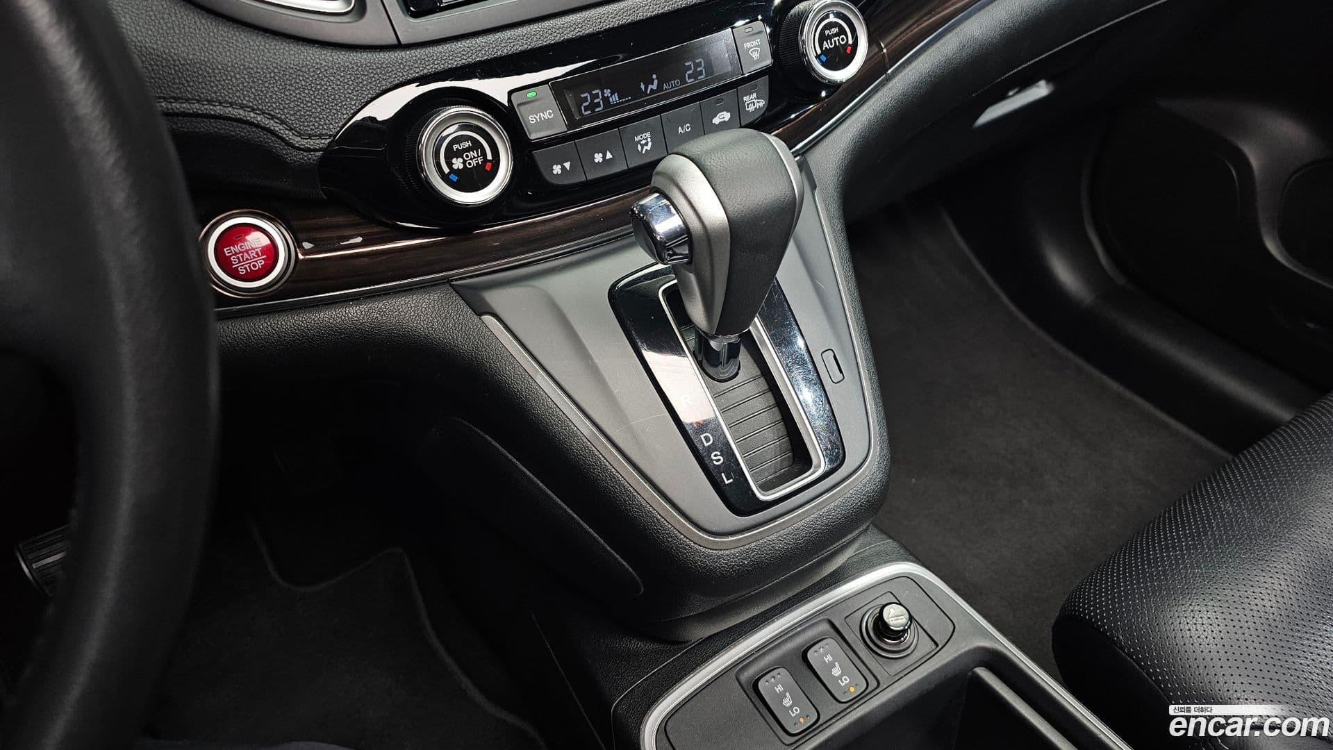 Main__Slider__Photo:CR-V Honda 2015.5-8