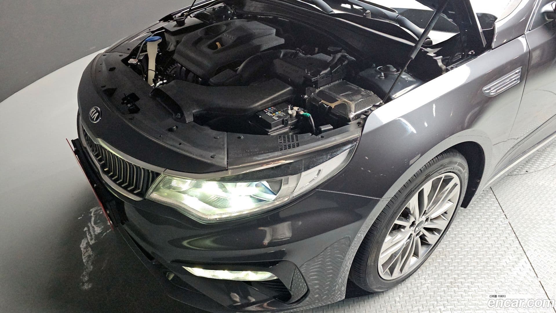 Main__Slider__Photo:K5 Kia 2019.7-5