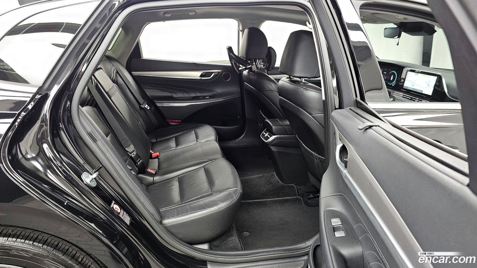 Main__Slider__Photo:Grandeur Hyundai 2020.7-11