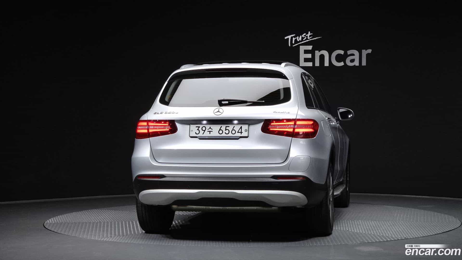 GLC-Class Mercedes-Benz 2018.11-OUTER-004