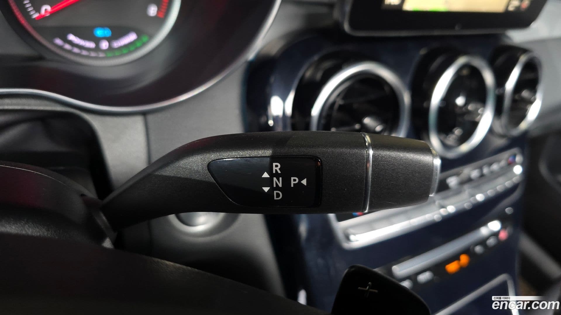 Main__Slider__Photo:GLC-Class Mercedes-Benz 2018.11-8