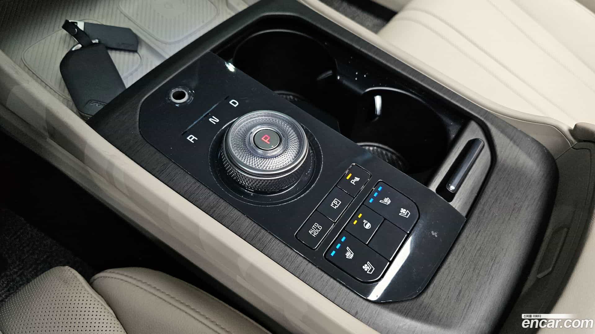 K8 Kia 2025.1-INNER-009