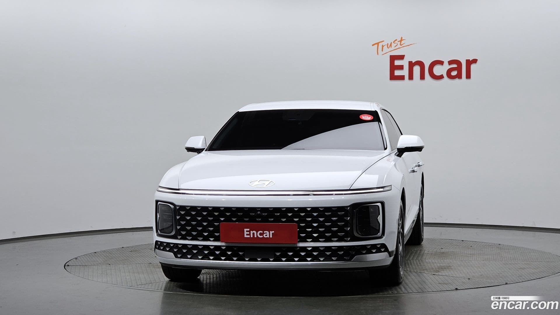 Main__Slider__Photo:Grandeur Hyundai 2025.2-2