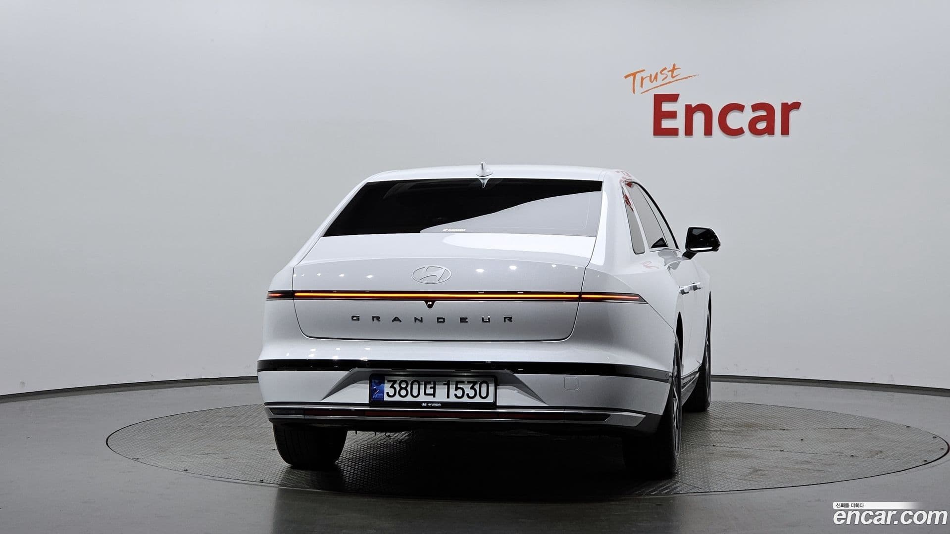Main__Slider__Photo:Grandeur Hyundai 2025.2-3
