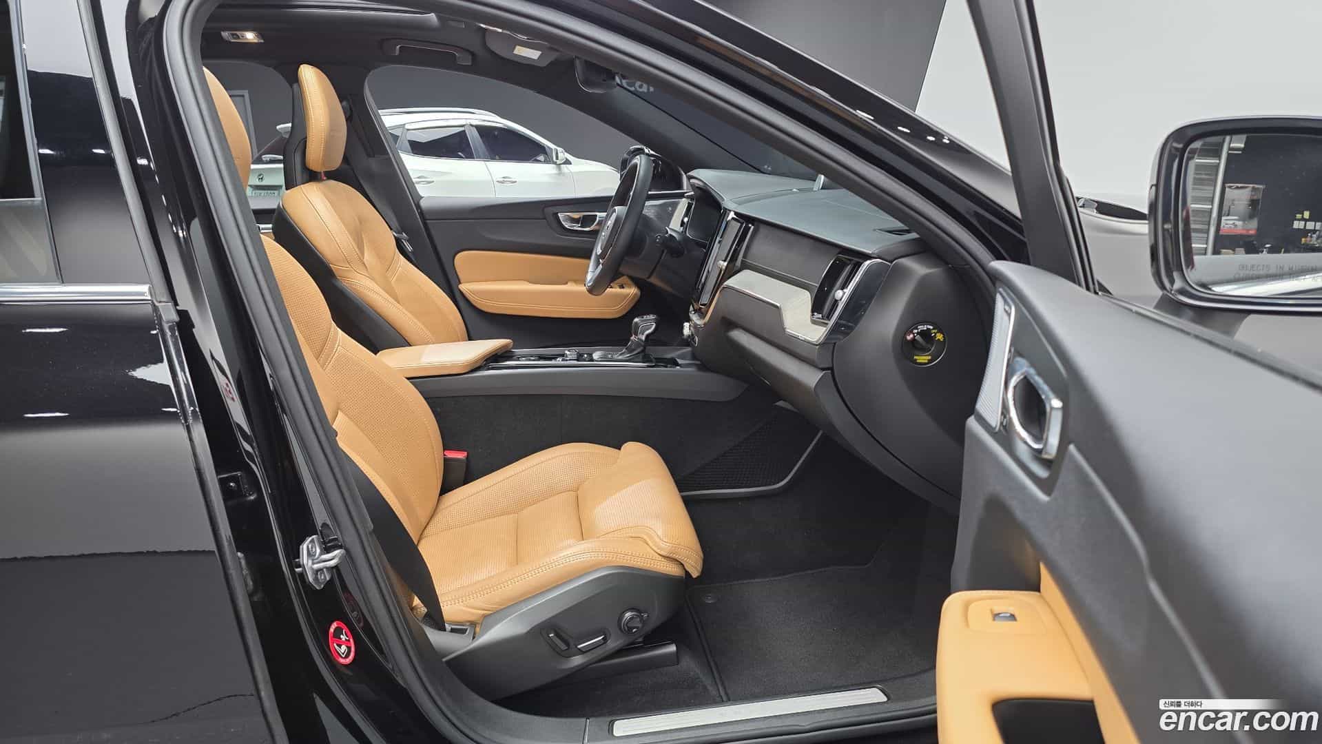 XC60 Volvo 2018.5-INNER-010