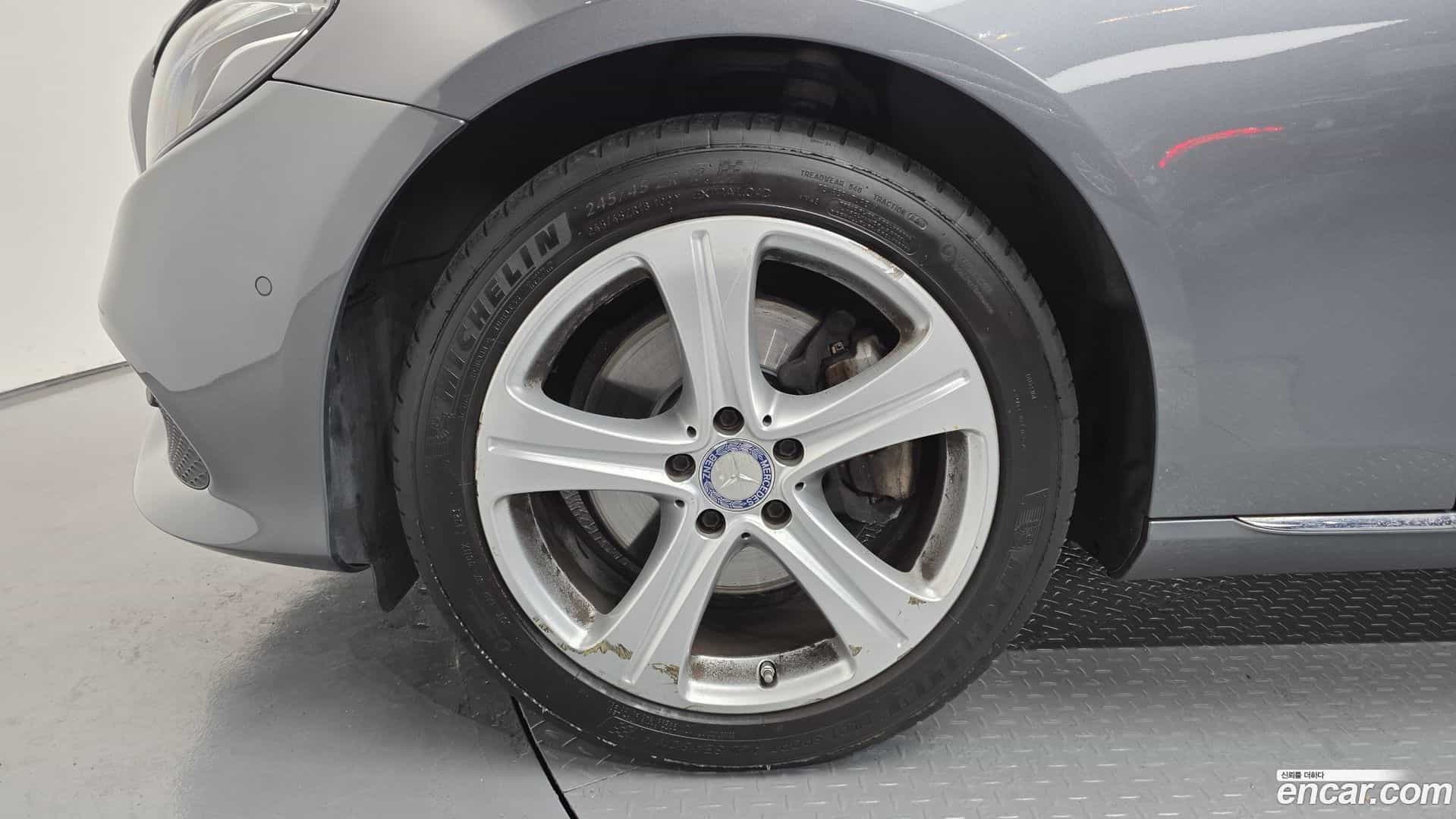 E-Class Mercedes-Benz 2017.2-OUTER-005