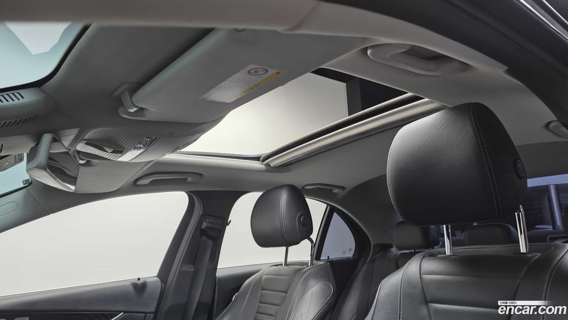 E-Class Mercedes-Benz 2017.2-OPTION-023