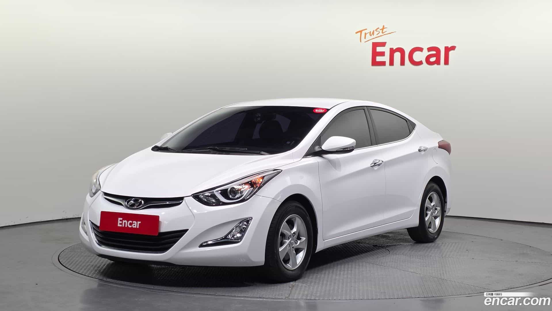 AVANTE Hyundai 2014.9-OUTER-001