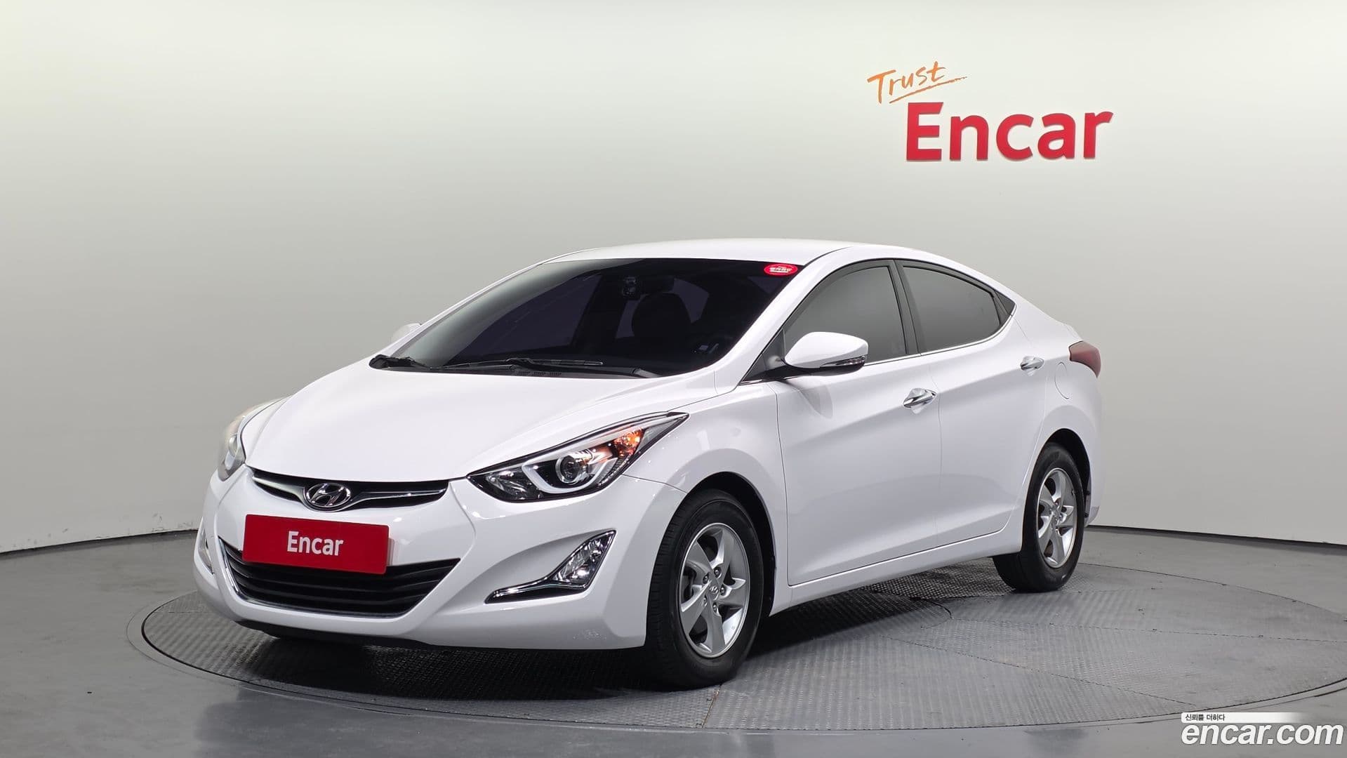 Main__Slider__Photo:AVANTE Hyundai 2014.9-0