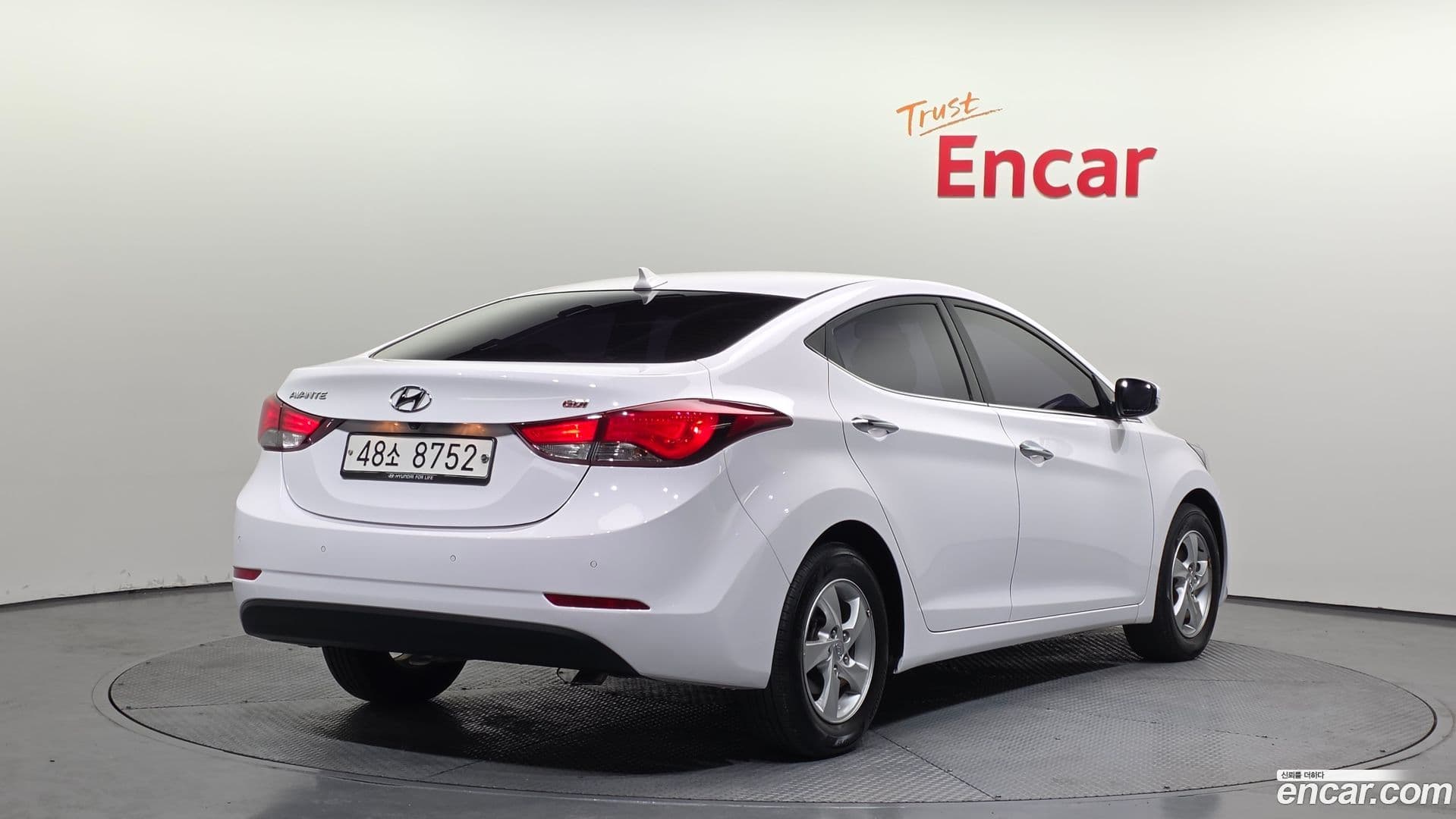 Main__Slider__Photo:AVANTE Hyundai 2014.9-1