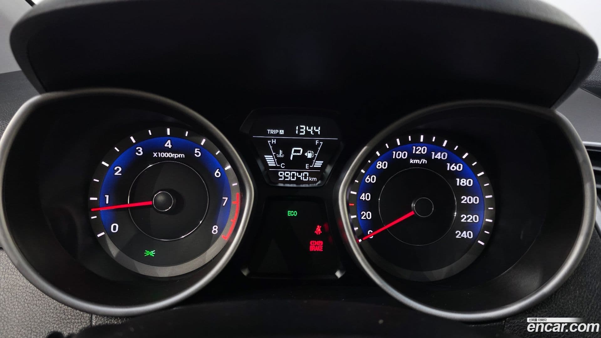 Main__Slider__Photo:AVANTE Hyundai 2014.9-7