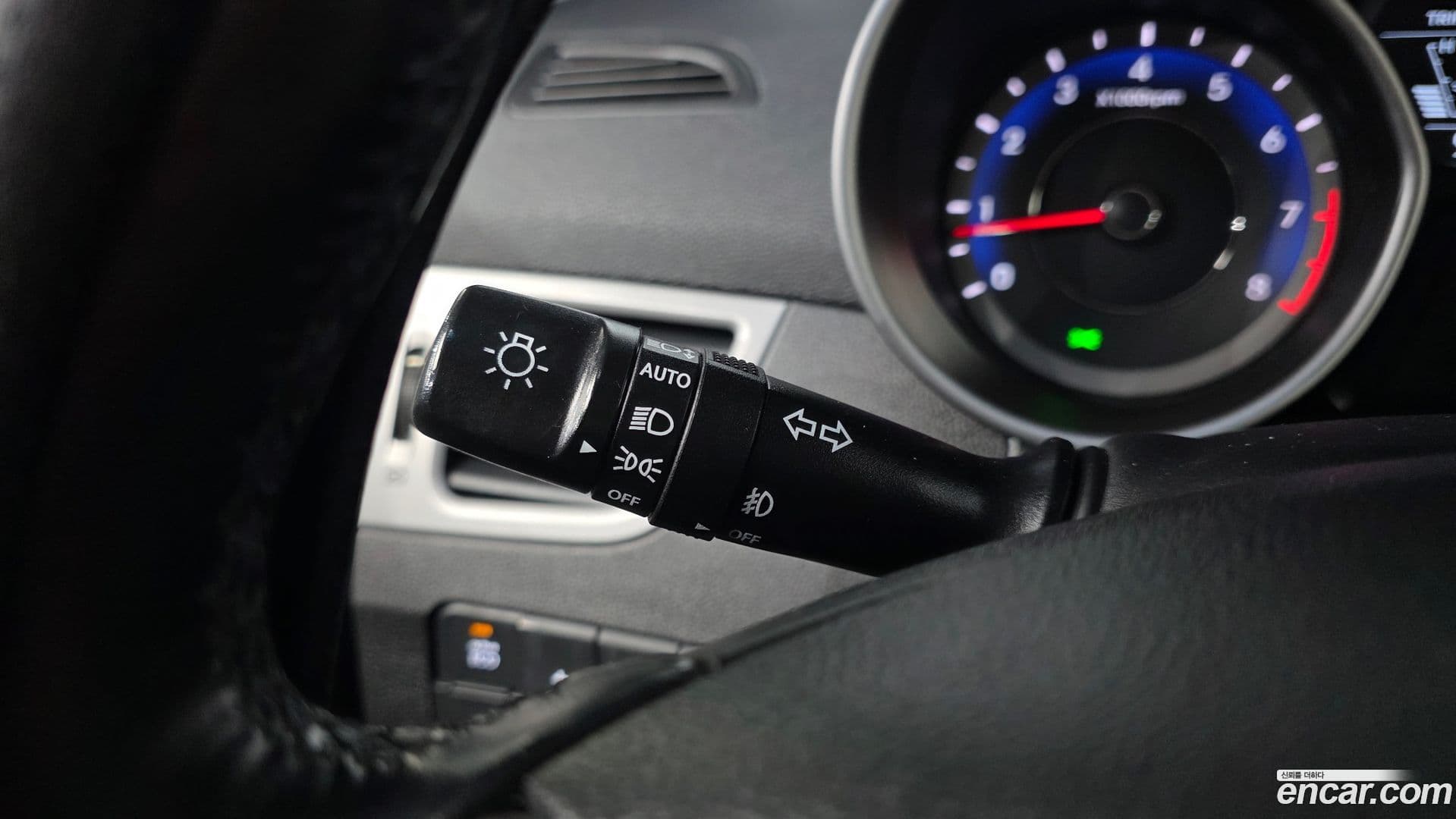 Main__Slider__Photo:AVANTE Hyundai 2014.9-15