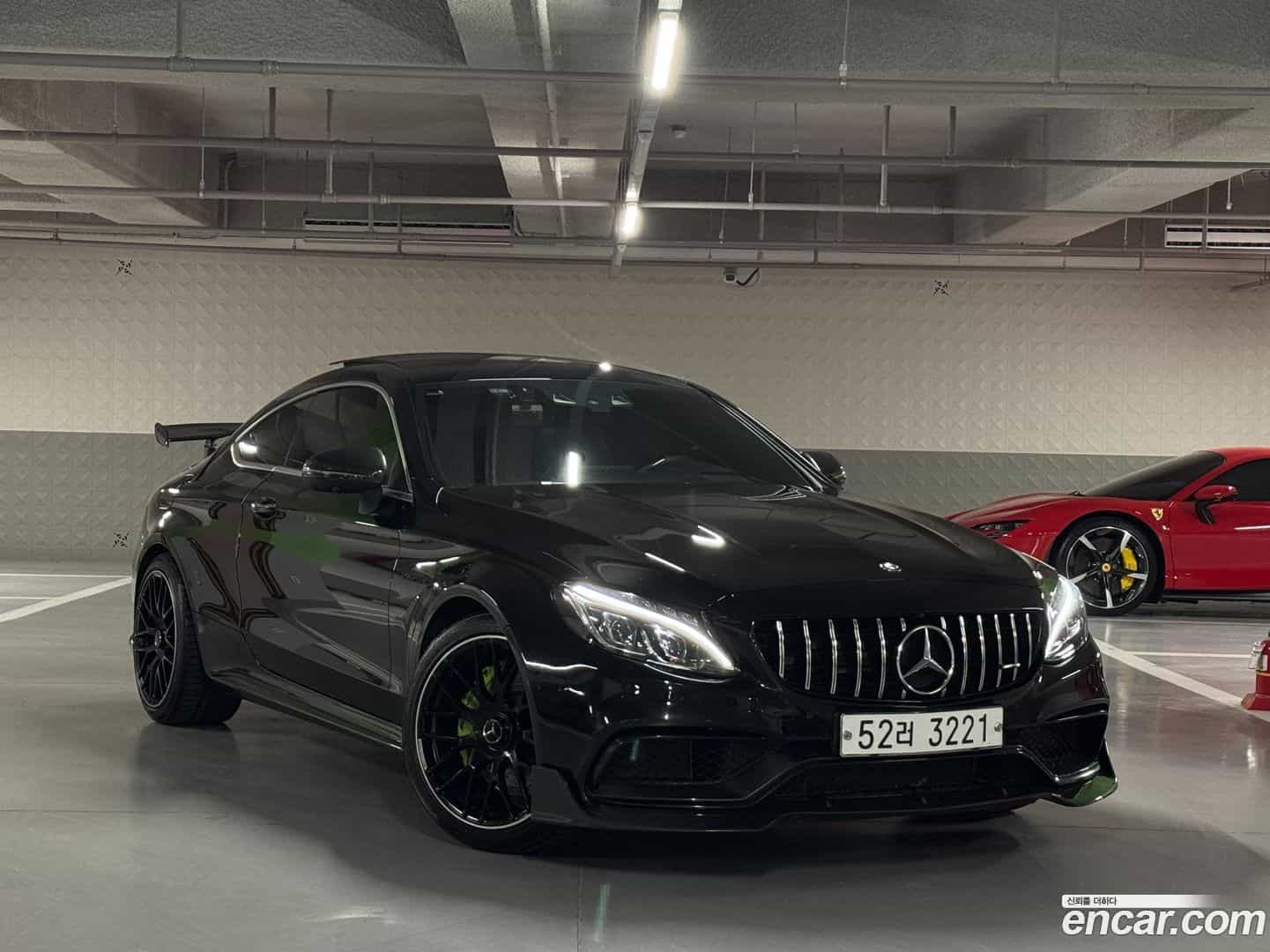 C-Class Mercedes-Benz 2017.1-OUTER-001