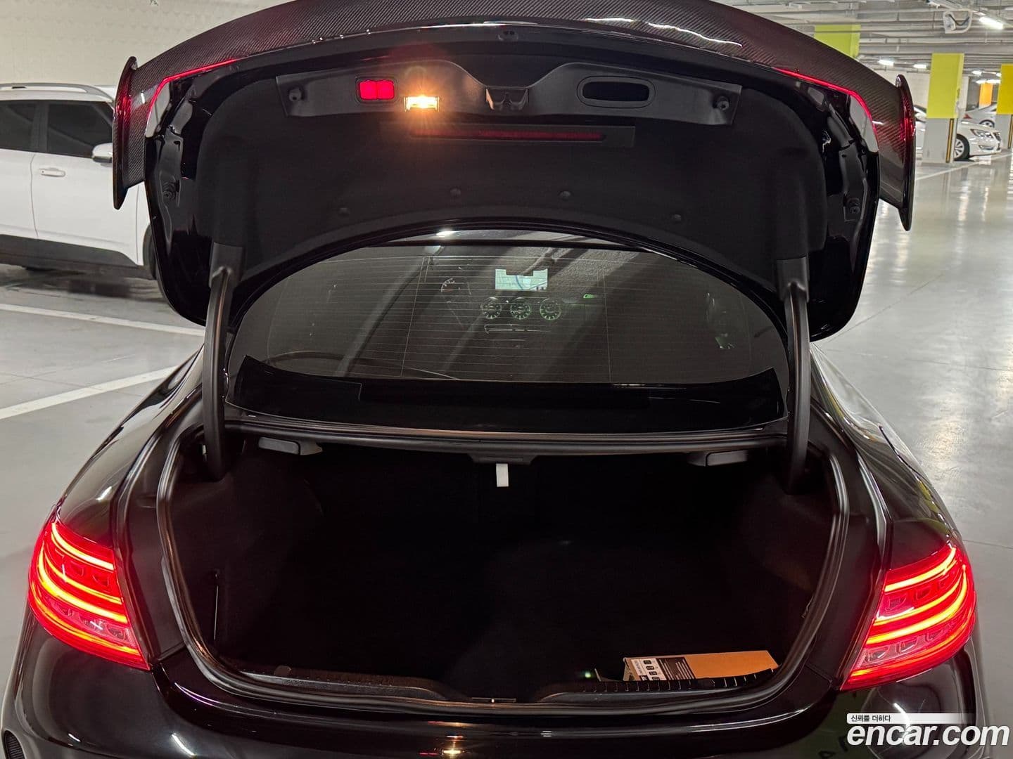 Main__Slider__Photo:C-Class Mercedes-Benz 2017.1-4