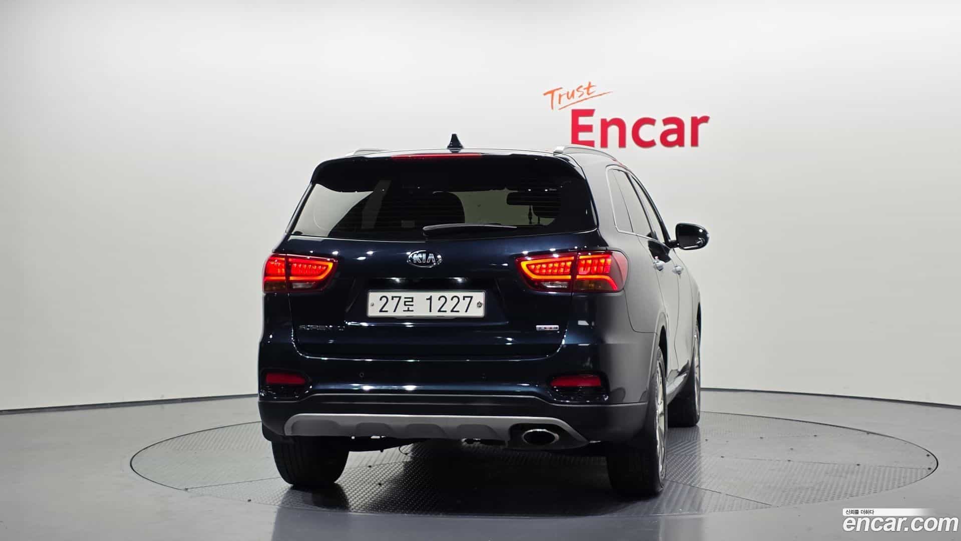 Sorento Kia 2017.8-OUTER-004