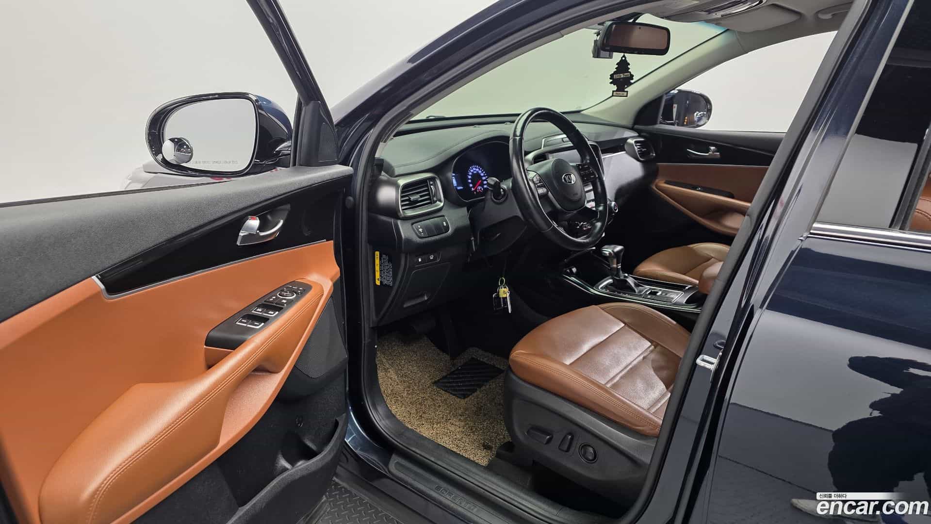 Sorento Kia 2017.8-INNER-010