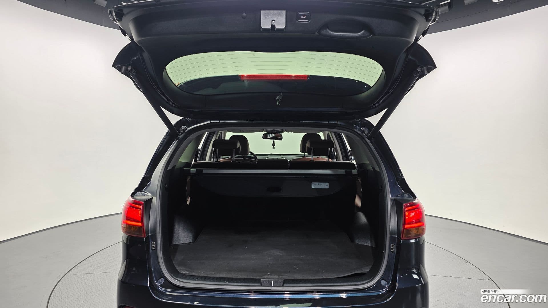 Main__Slider__Photo:Sorento Kia 2017.8-19