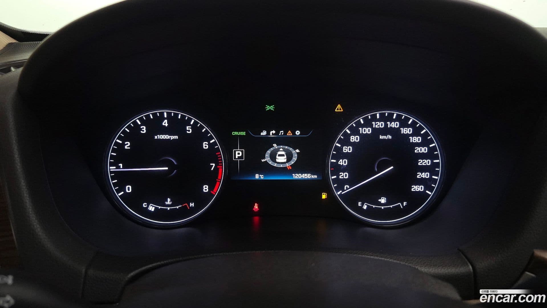 Main__Slider__Photo:Genesis Hyundai 2016.4-7