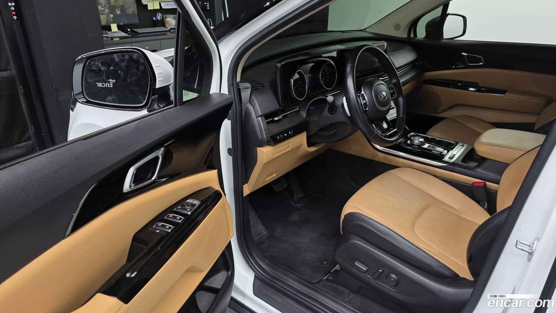 Canival Kia 2021.1-INNER-010