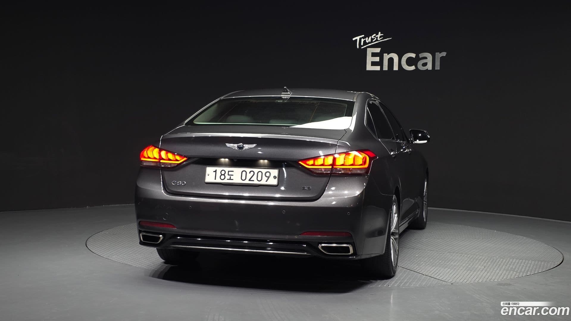 Main__Slider__Photo:G80 Genesis 2016.8-3