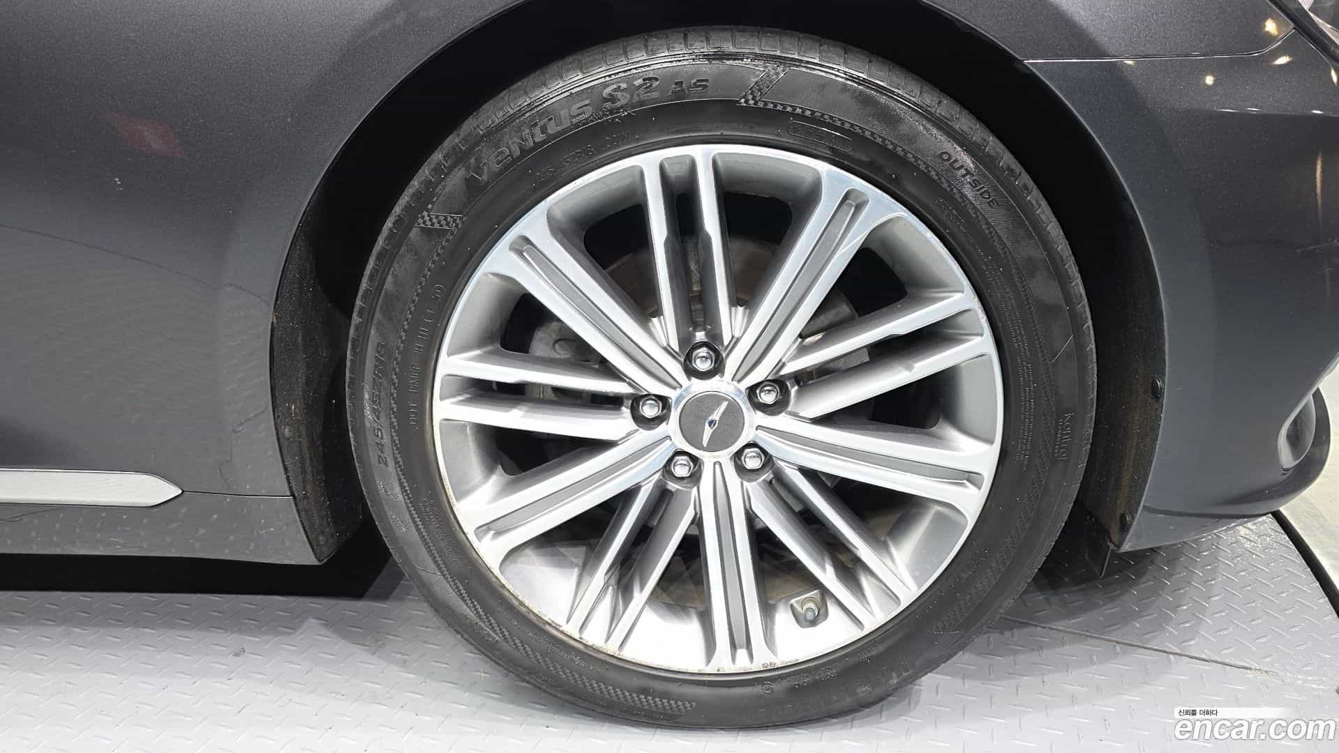 G80 Genesis 2016.8-OUTER-005