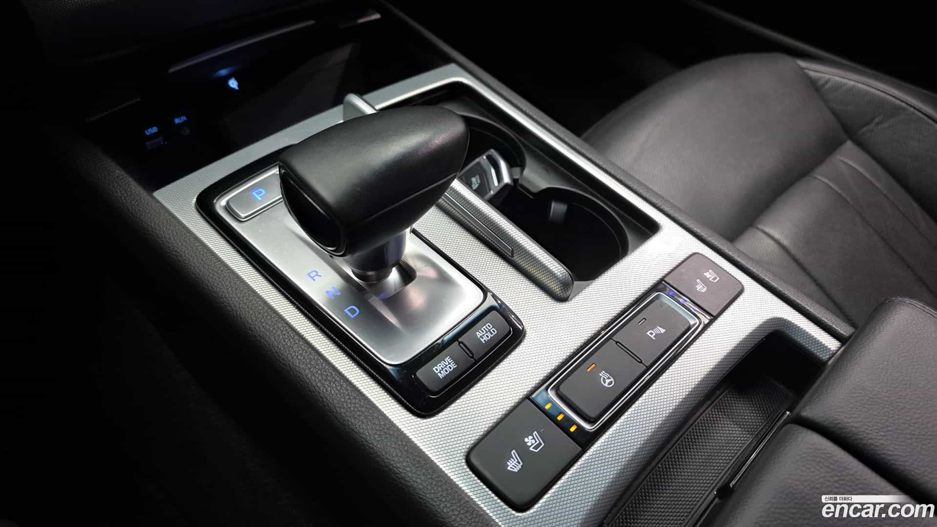 G80 Genesis 2016.8-INNER-009