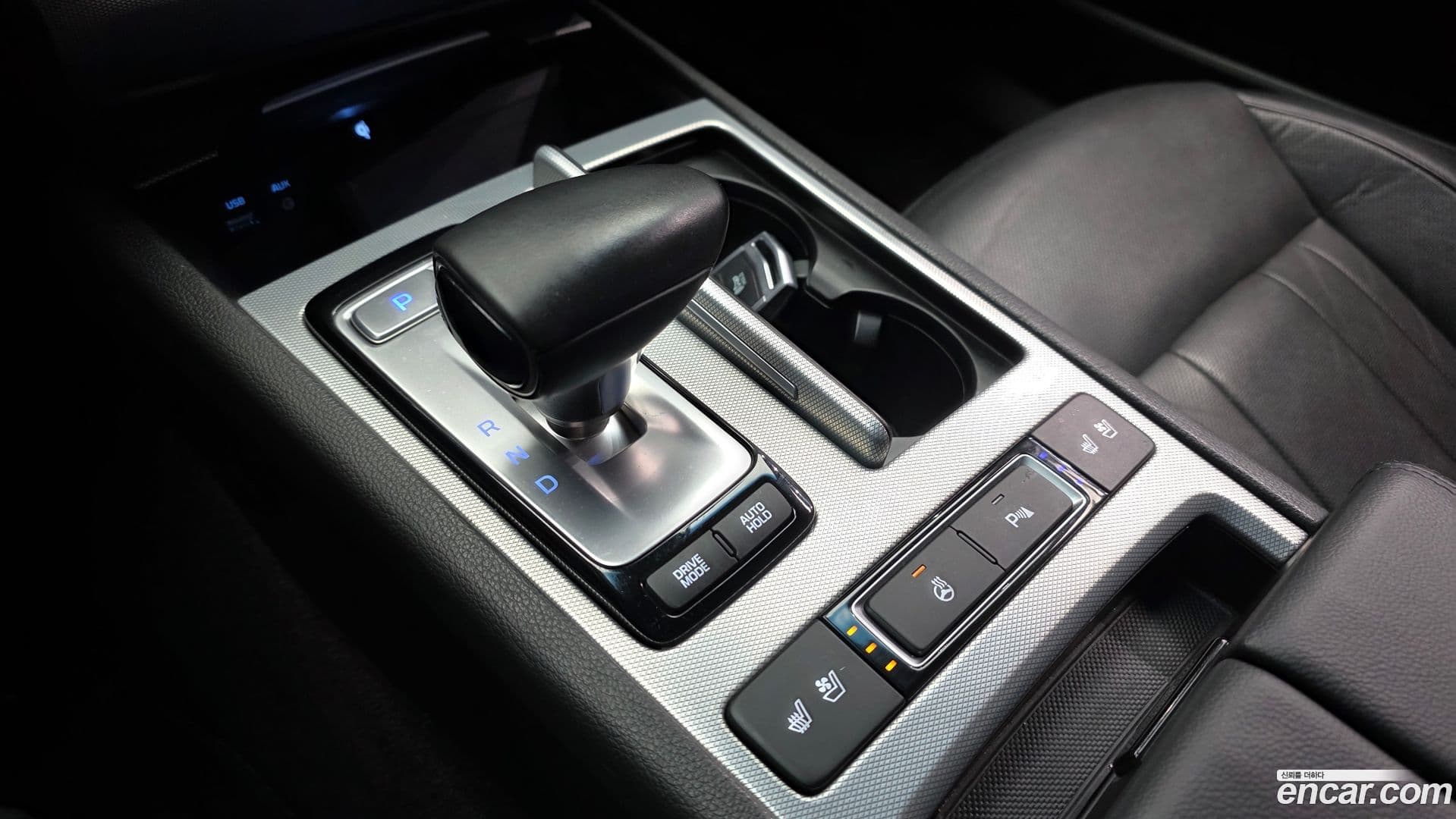 Main__Slider__Photo:G80 Genesis 2016.8-8