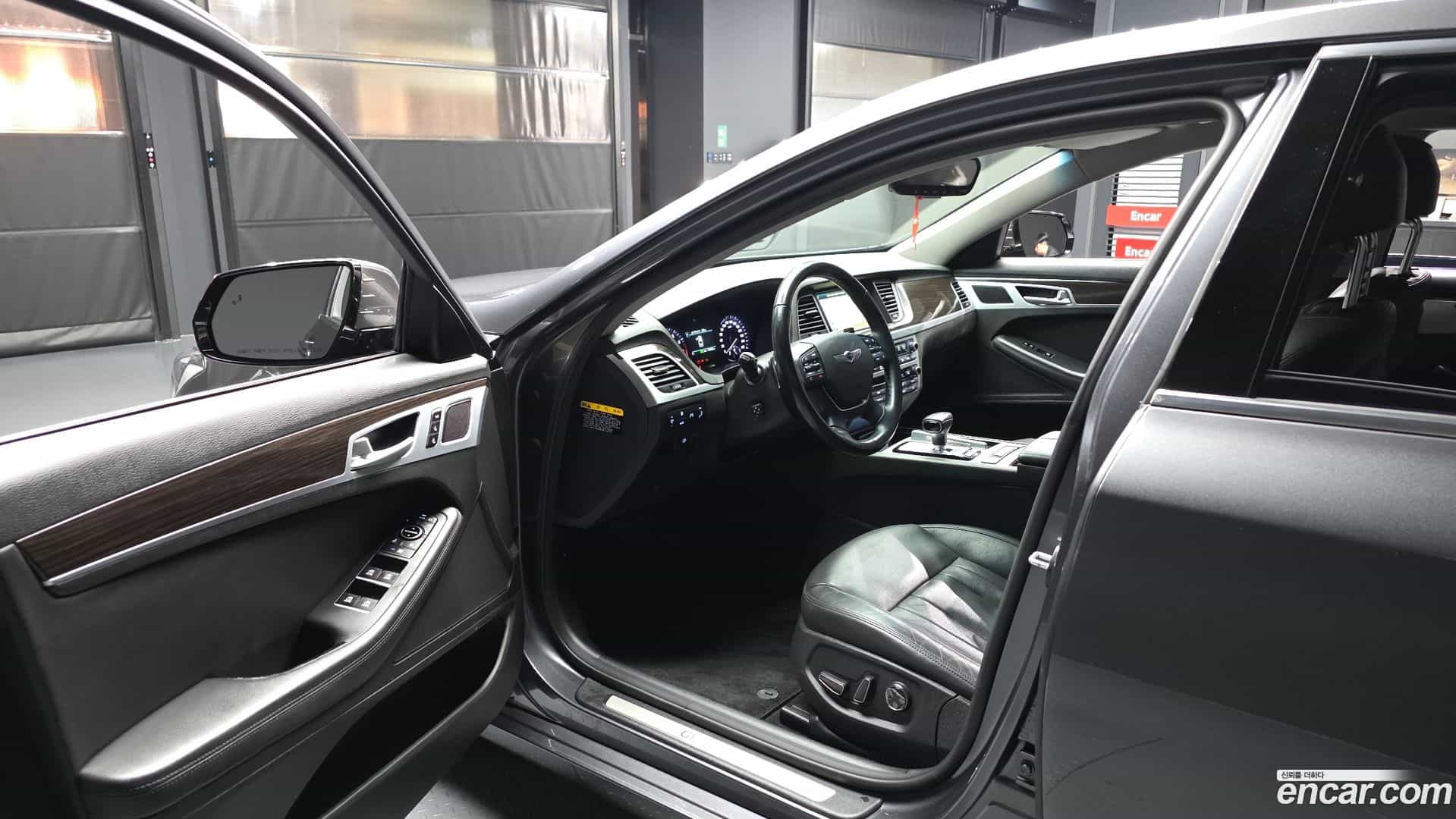 G80 Genesis 2016.8-INNER-010