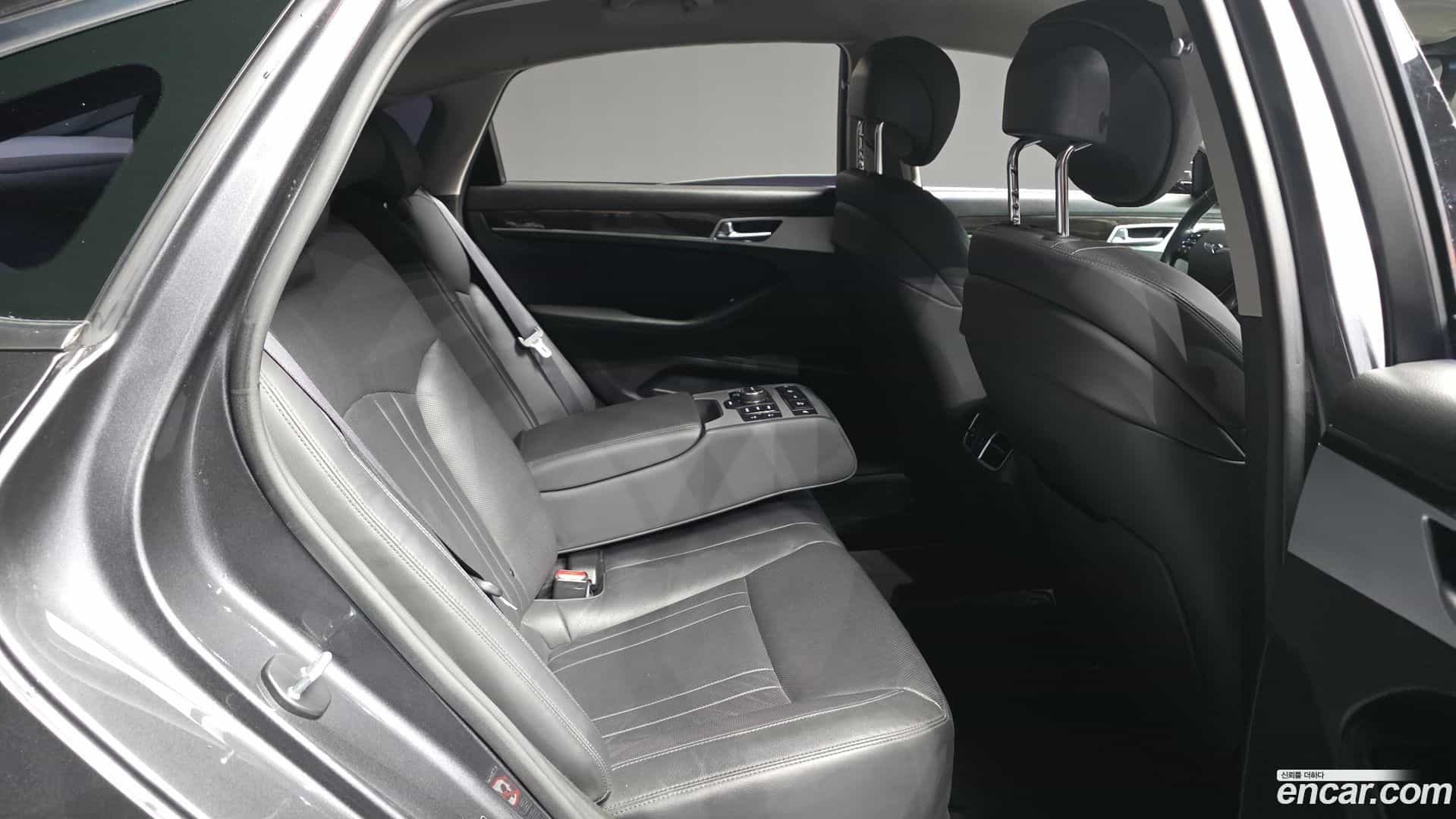 G80 Genesis 2016.8-OPTION-016