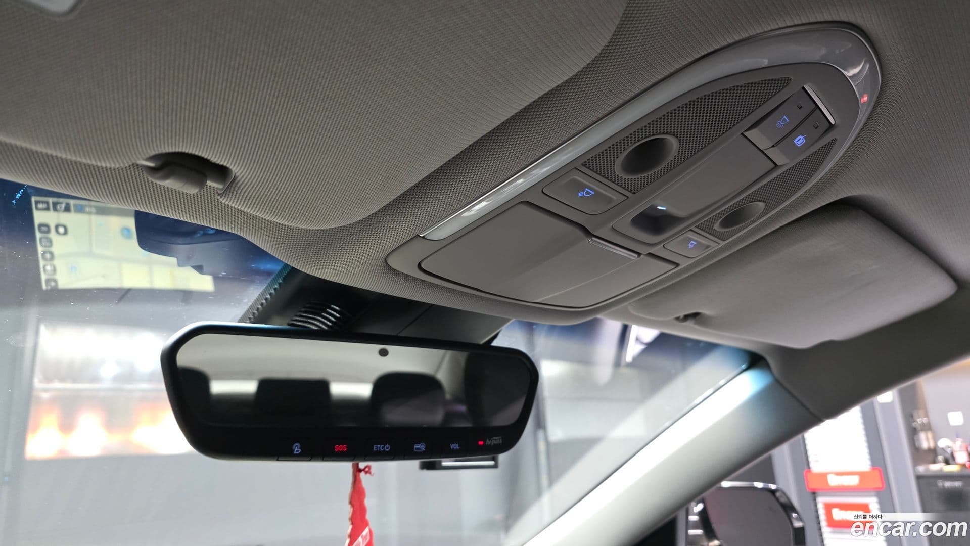 Main__Slider__Photo:G80 Genesis 2016.8-15