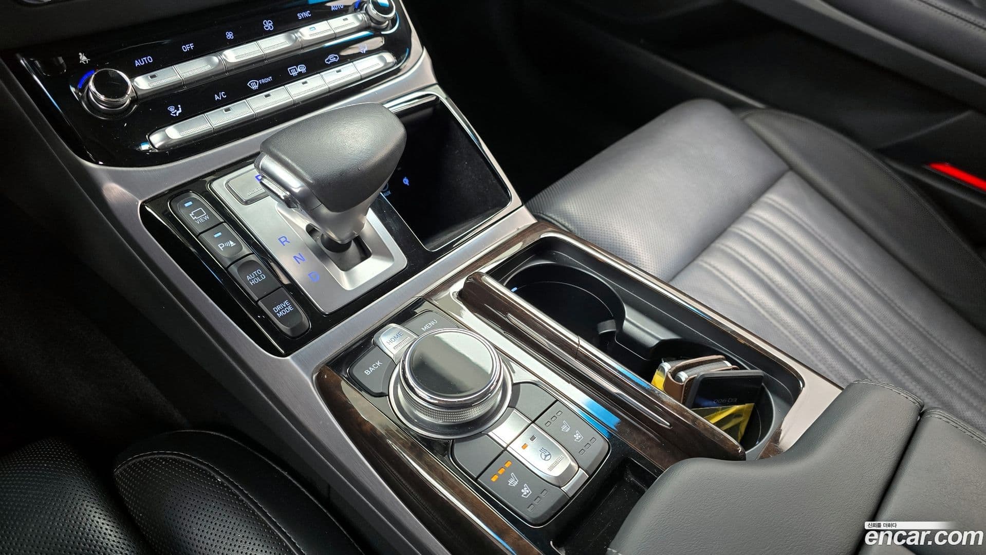 Main__Slider__Photo:EQ900 Genesis 2016.2-8