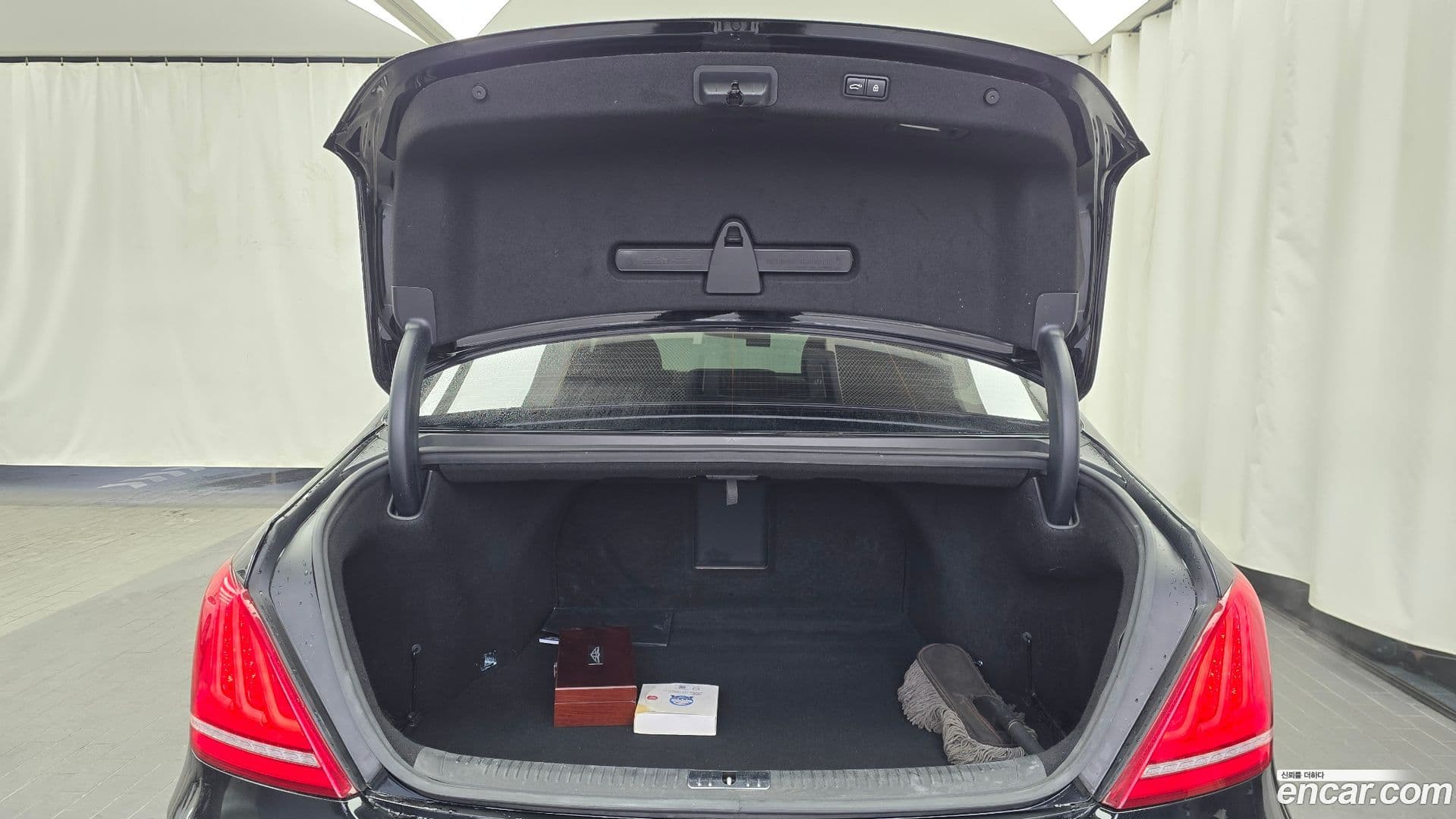 Main__Slider__Photo:EQ900 Genesis 2016.2-19