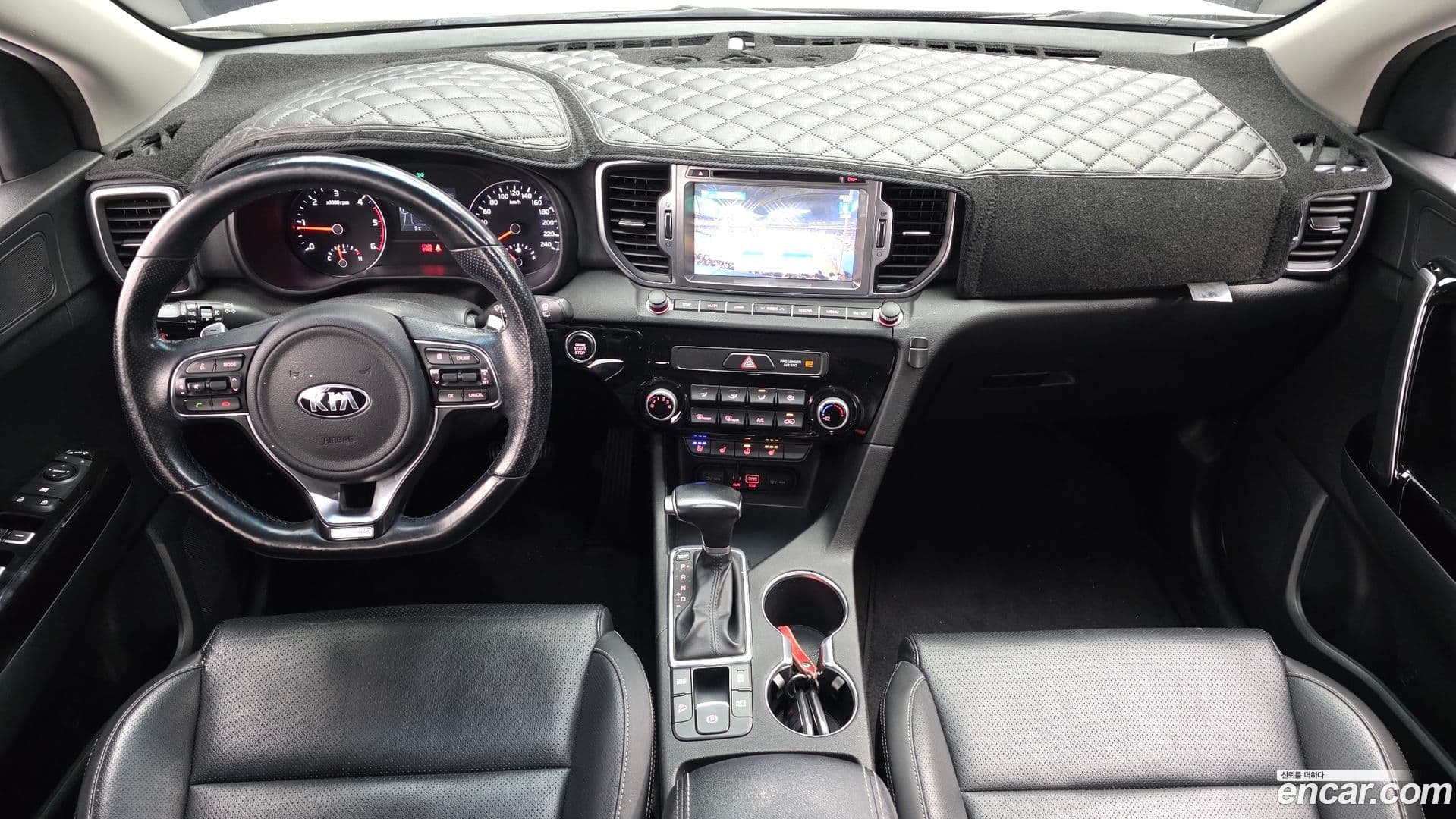 Main__Slider__Photo:Sportage Kia 2016.6-6