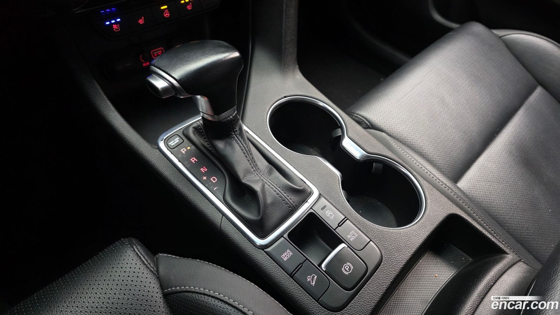 Main__Slider__Photo:Sportage Kia 2016.6-8