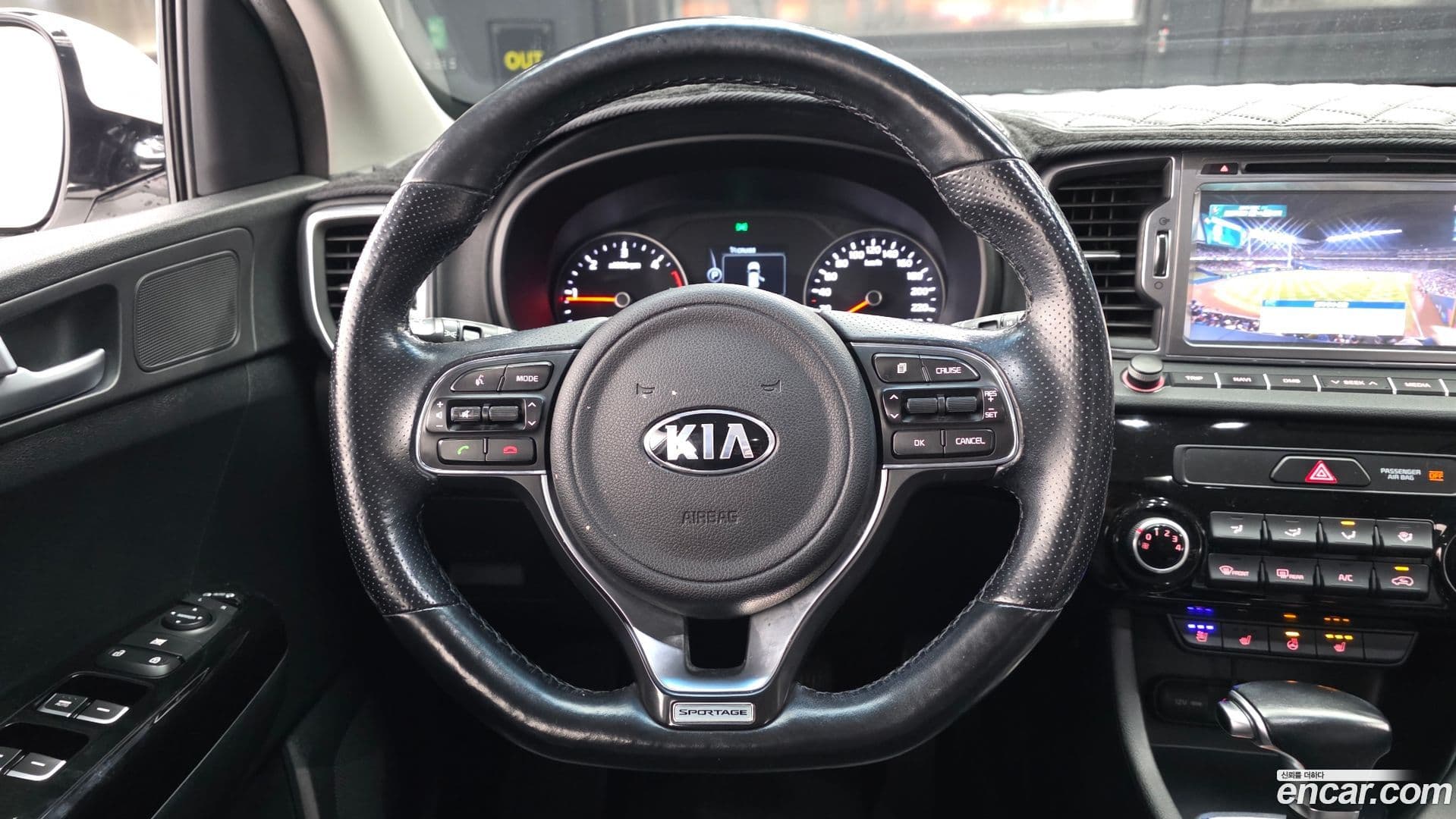 Main__Slider__Photo:Sportage Kia 2016.6-12